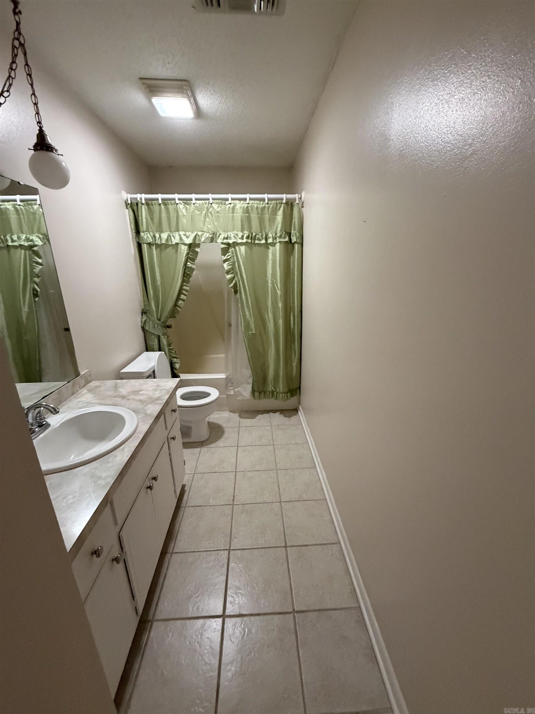 20 Independence  White Hall, AR