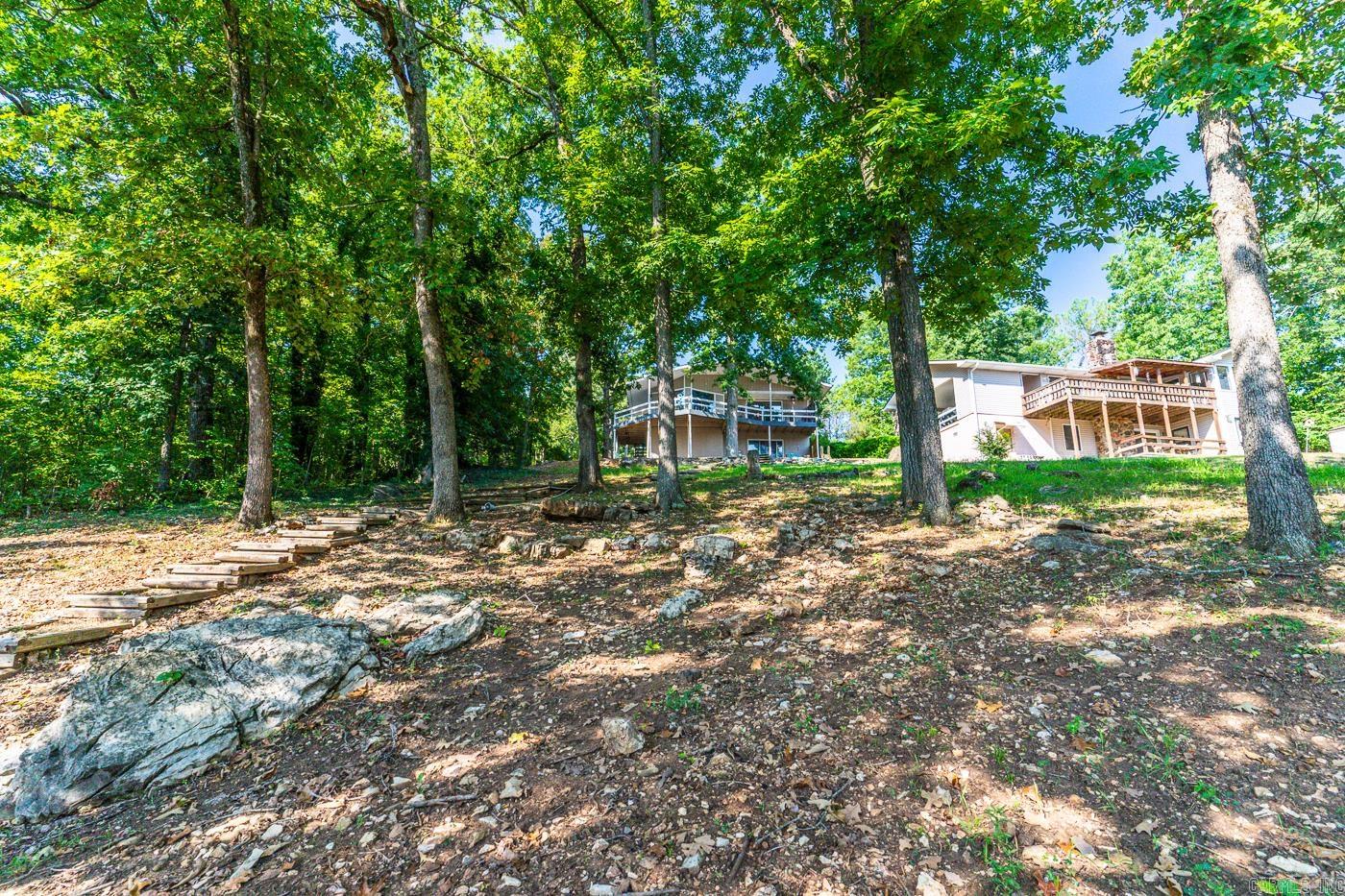 111 W Lakeshore Dr  Cherokee Village, AR