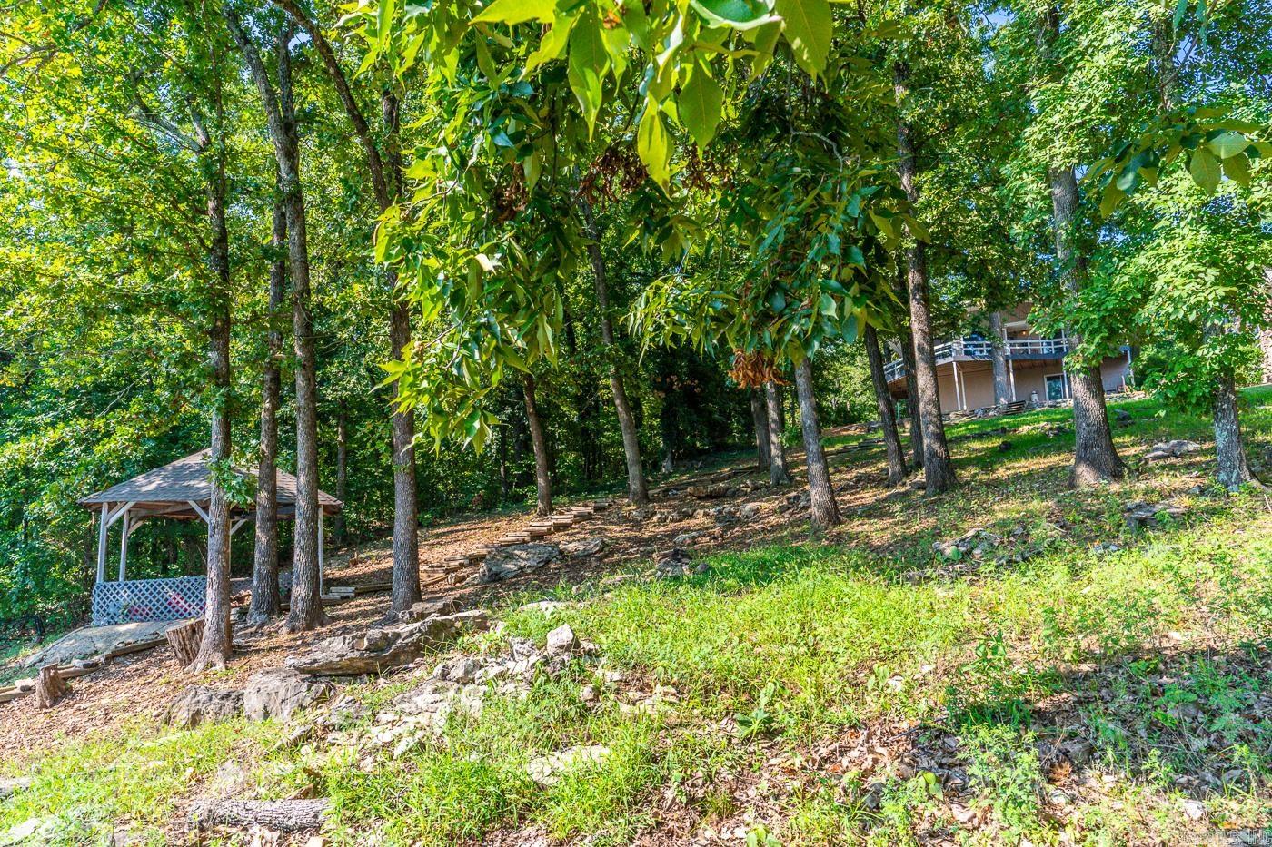 111 W Lakeshore Dr  Cherokee Village, AR