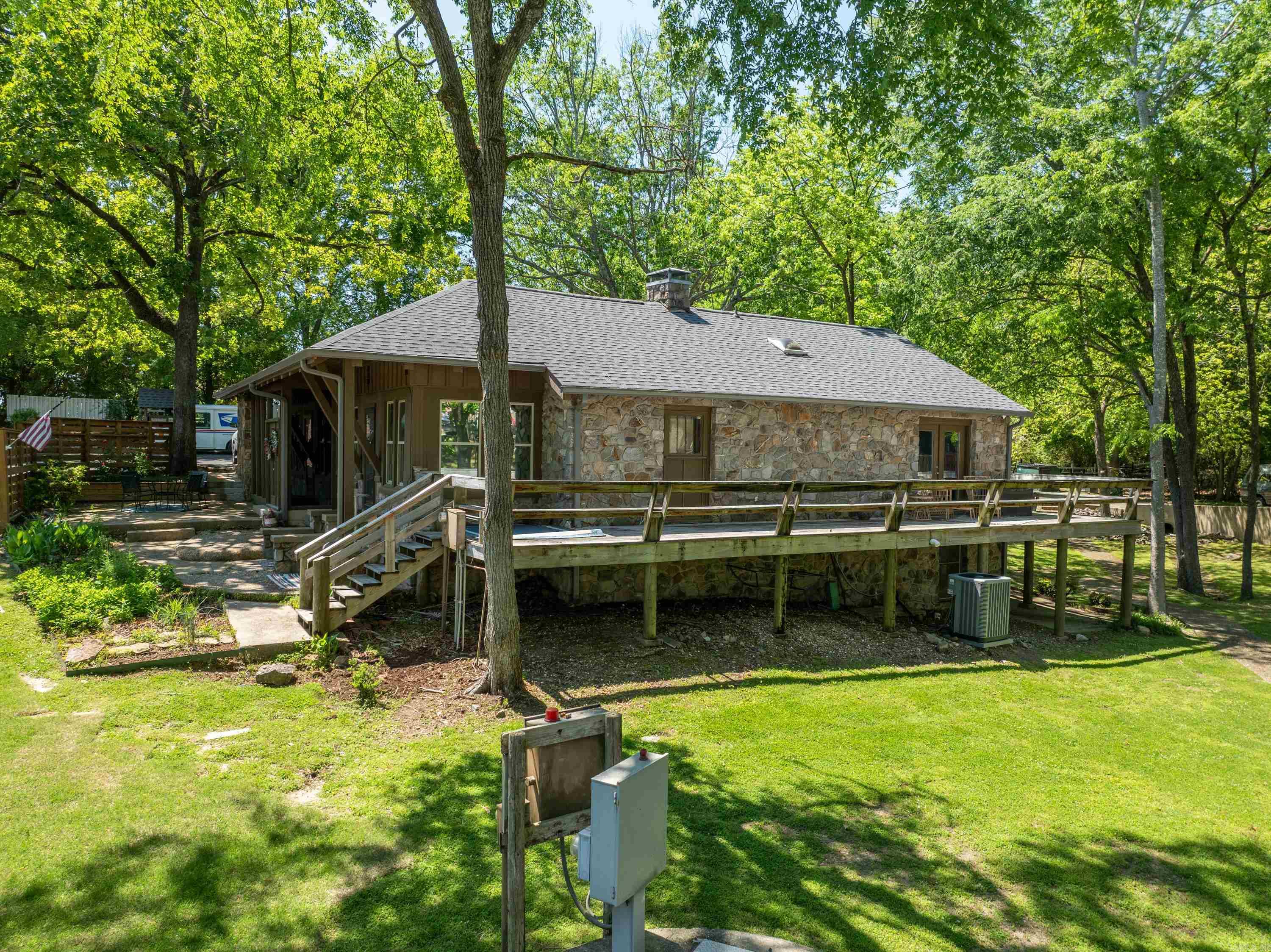 1139 Twin Points  Hot Springs, AR