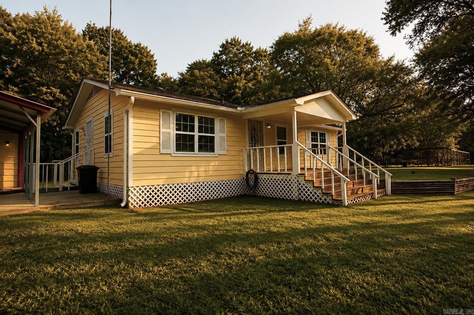 1282 Jenny Road — exterior