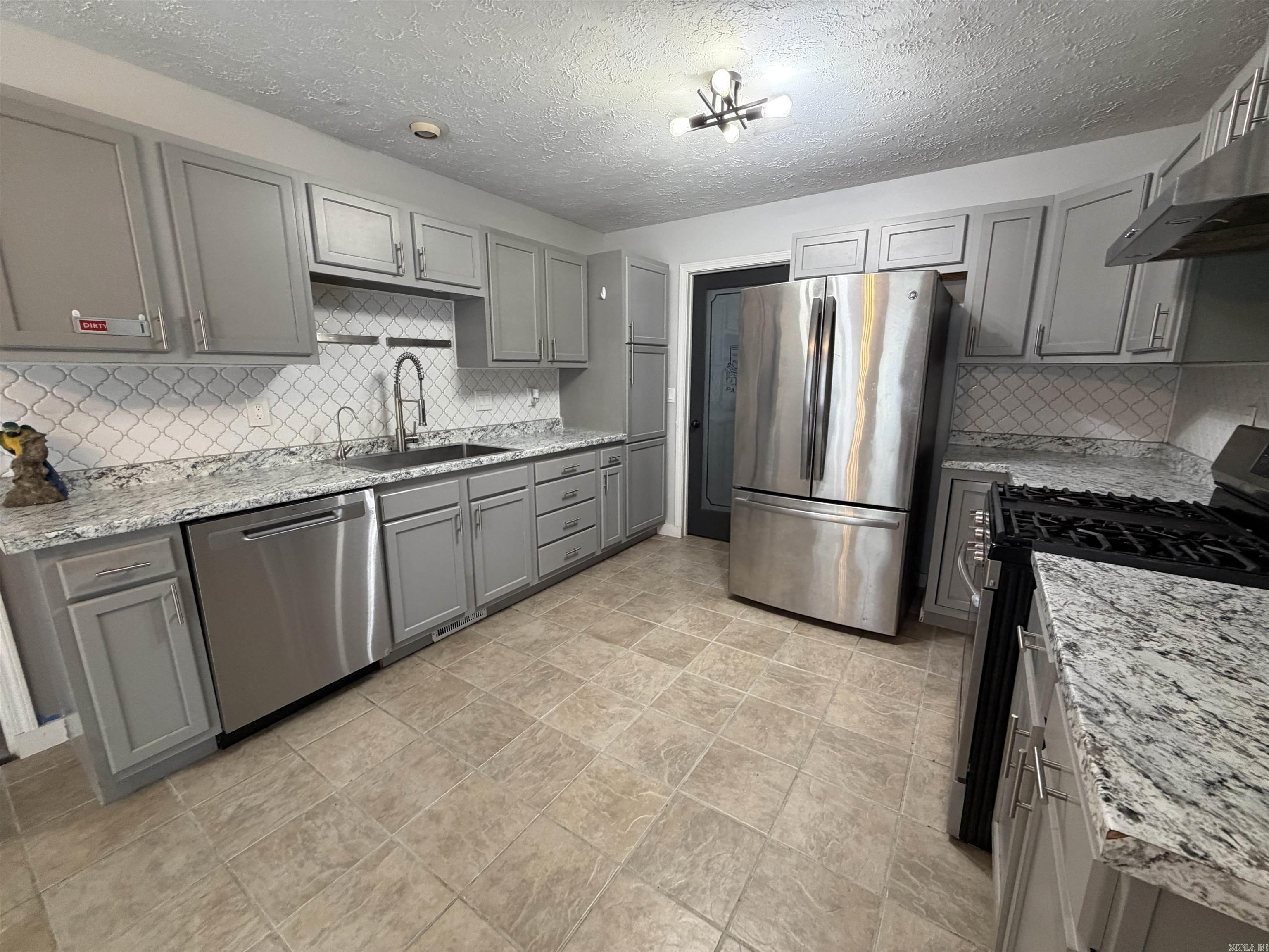 37 Valley Forge Drive Mountain Home, AR 72653