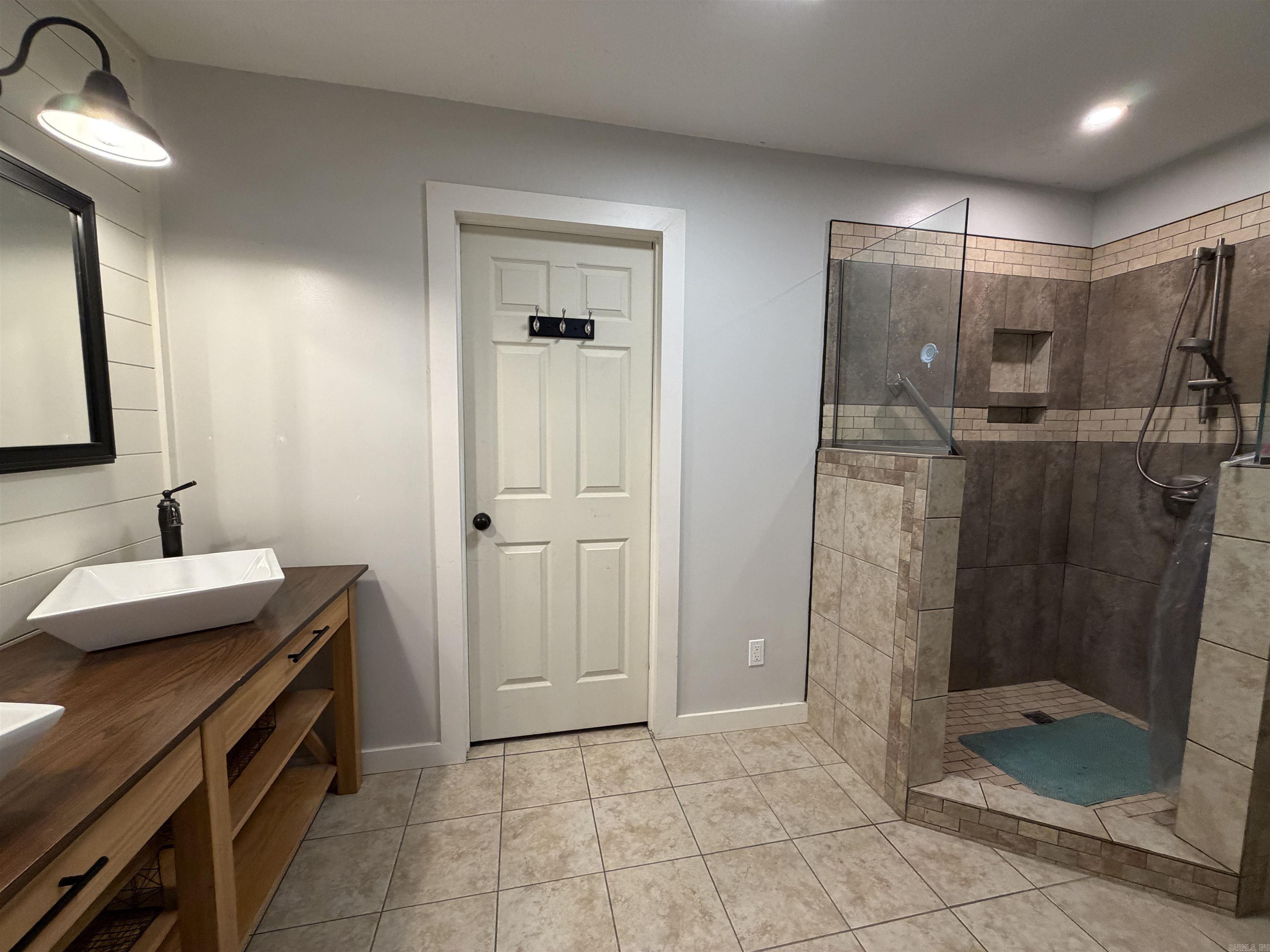 37 Valley Forge Drive Mountain Home, AR 72653