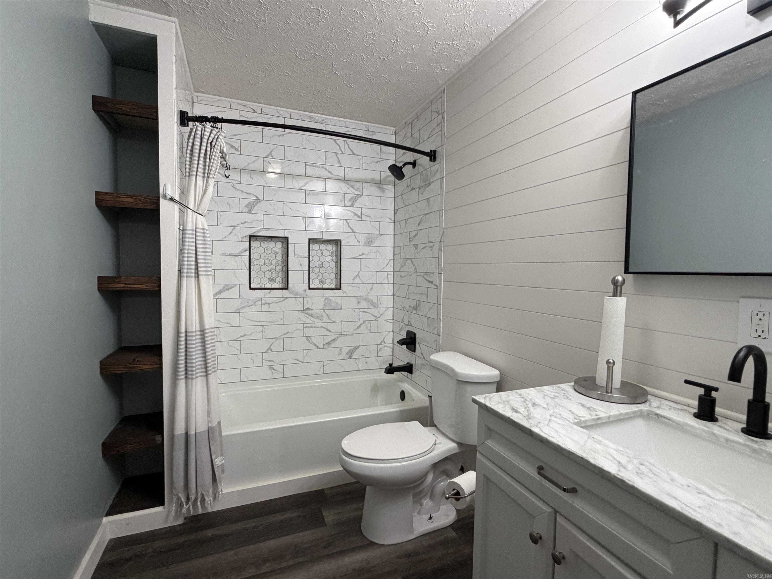 37 Valley Forge Drive Mountain Home, AR 72653