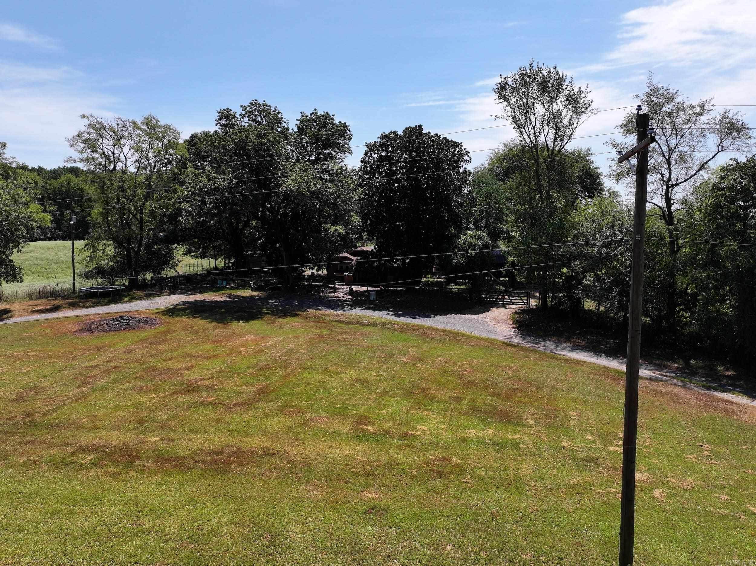 3147 HWY 70 Bonnerdale, AR 71933