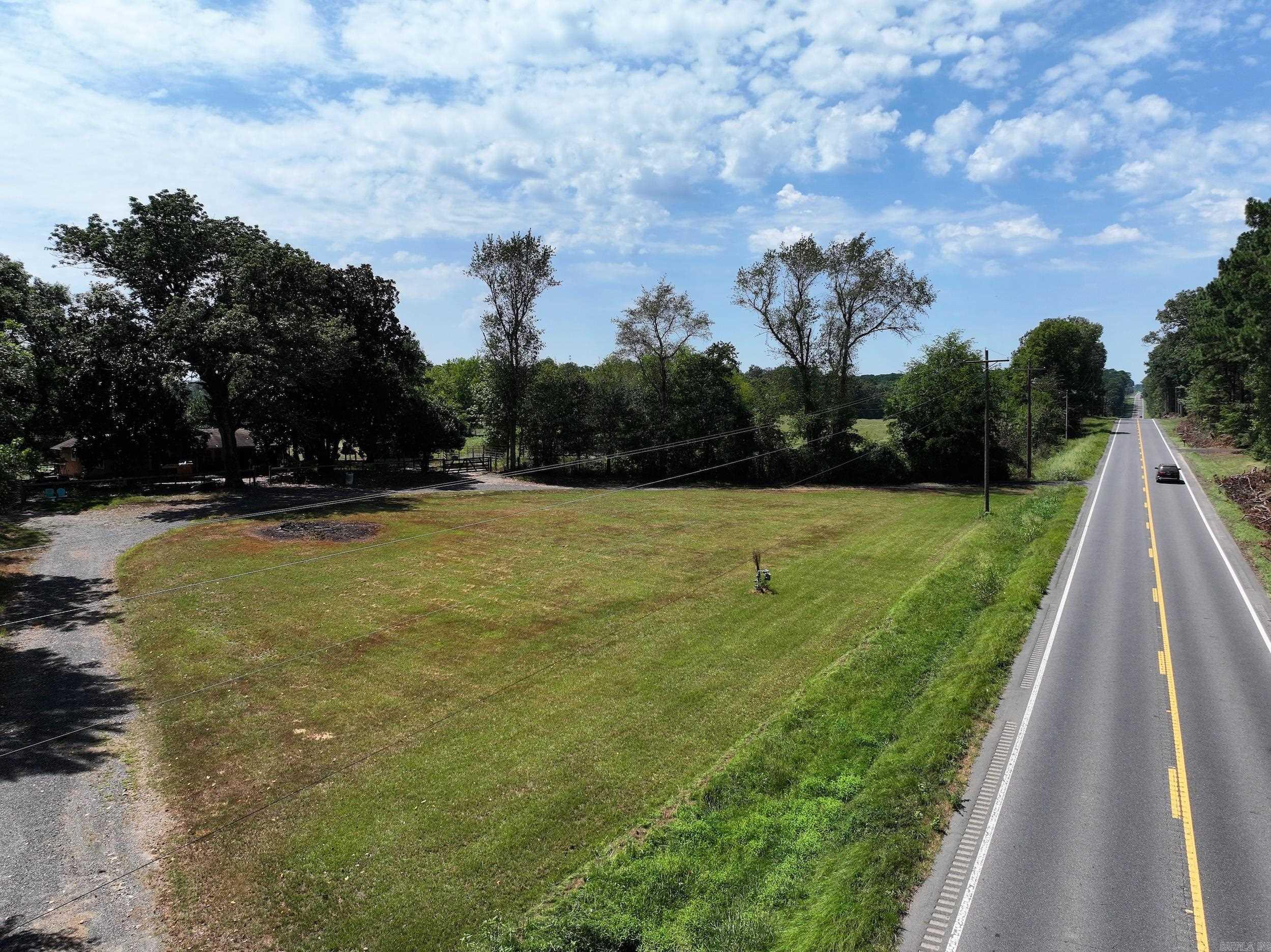 3147 HWY 70 Bonnerdale, AR 71933