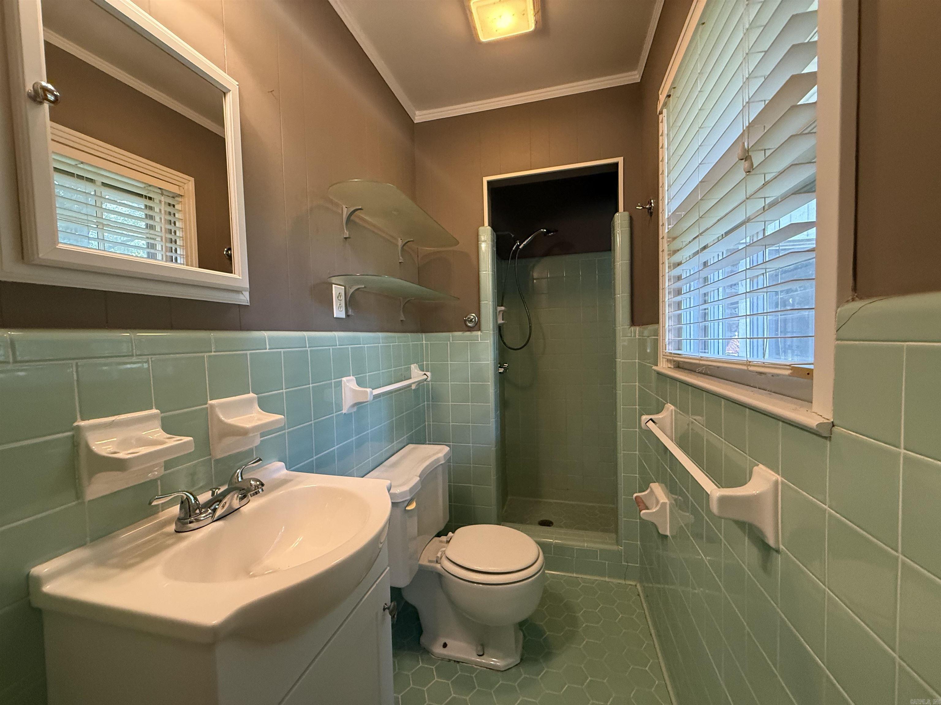 1005 cherry  West Memphis, AR