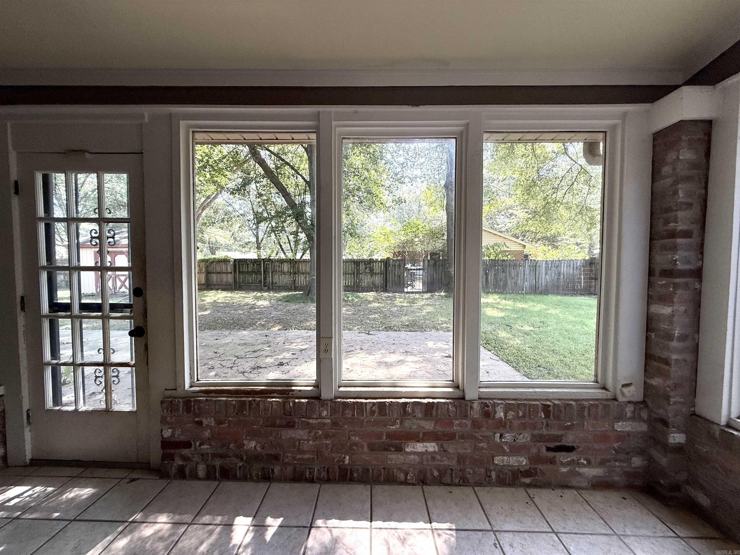 1005 cherry  West Memphis, AR