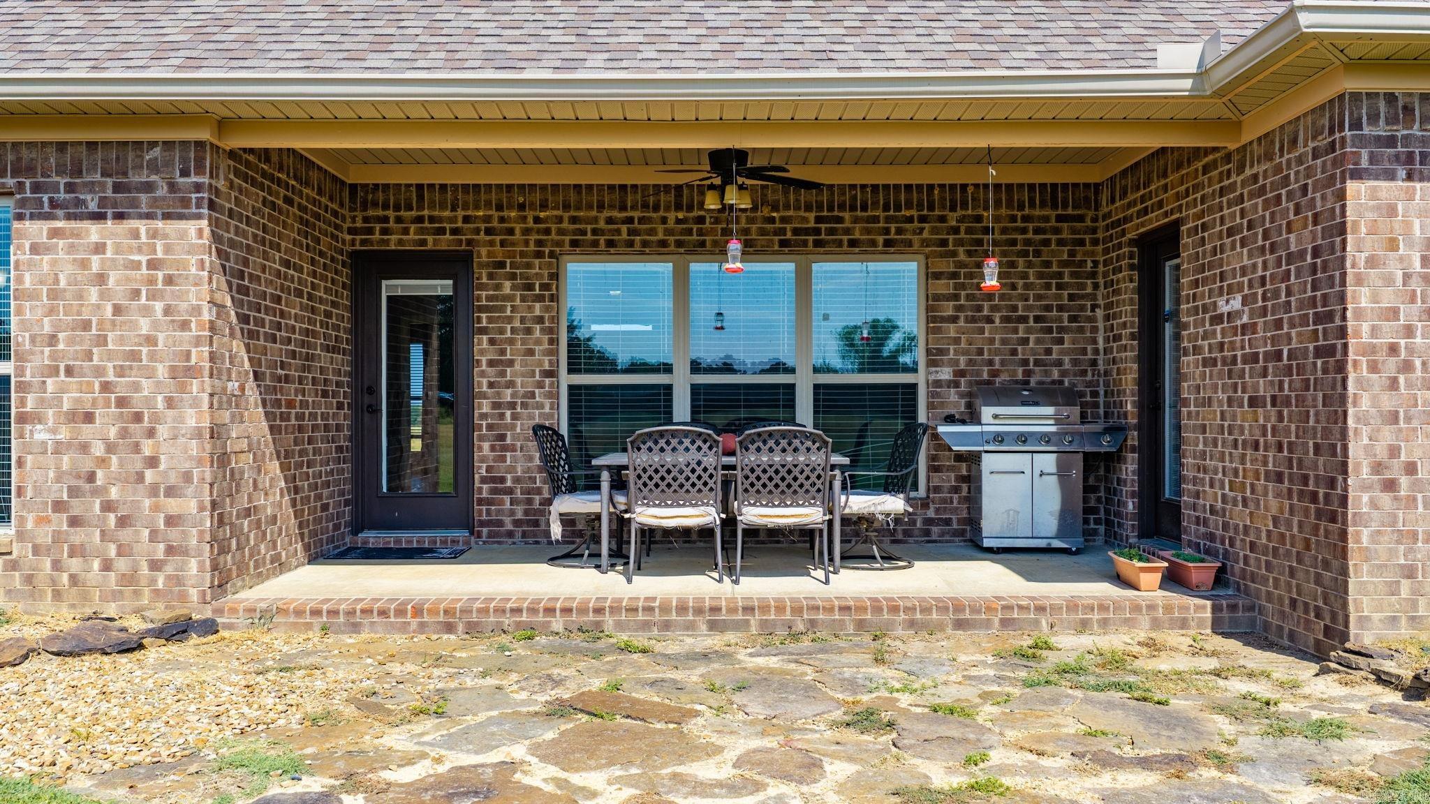 27 Highway 124 W  Damascus, AR