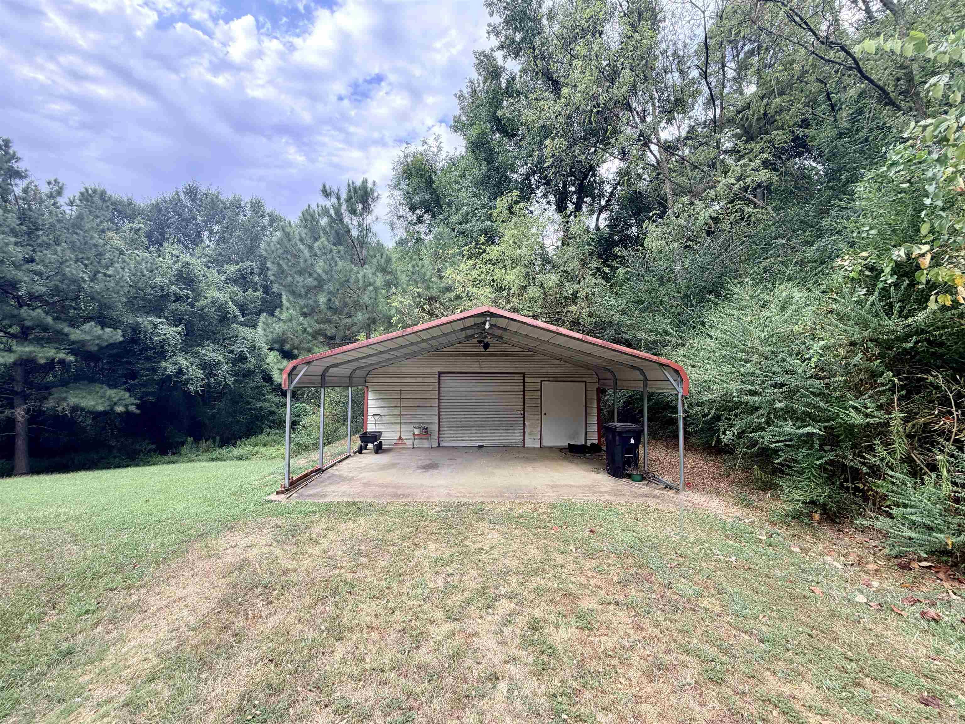120 McWhorter Road  Lockesburg, AR