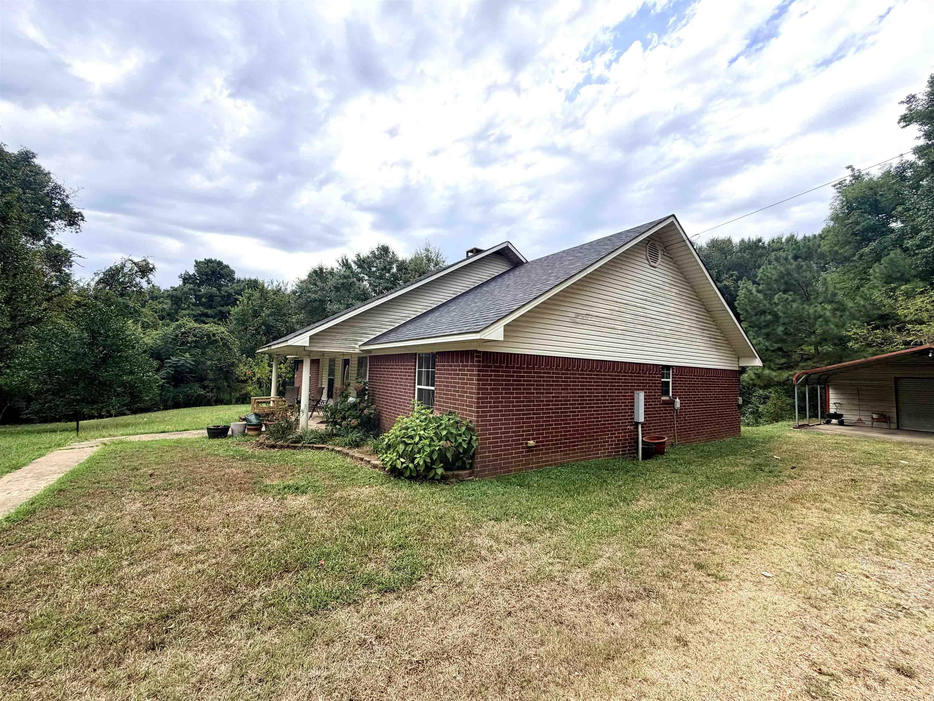 120 McWhorter Road  Lockesburg, AR