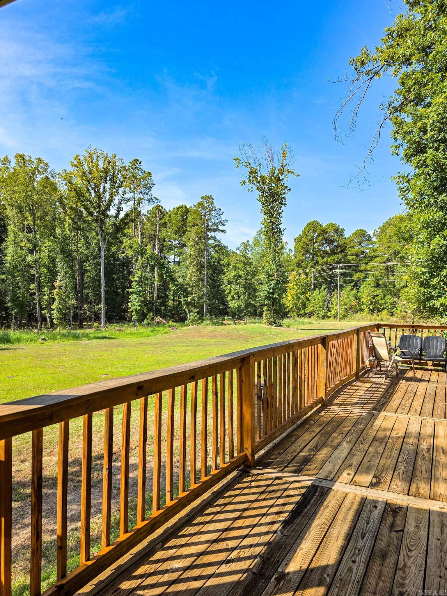 1002 County rd 9 Sheridan, AR 72150
