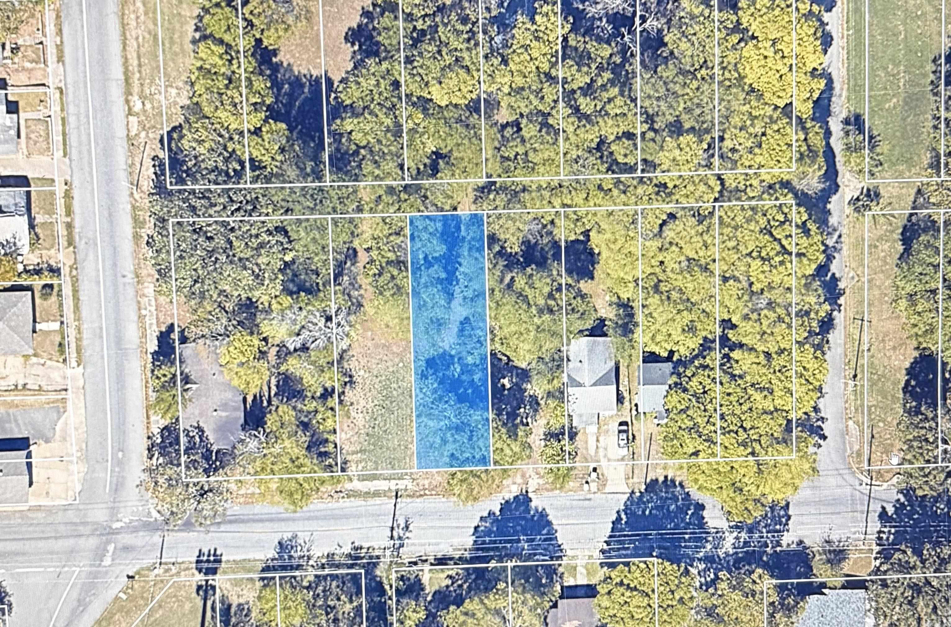 3814 W Charles Bussey Avenue — exterior