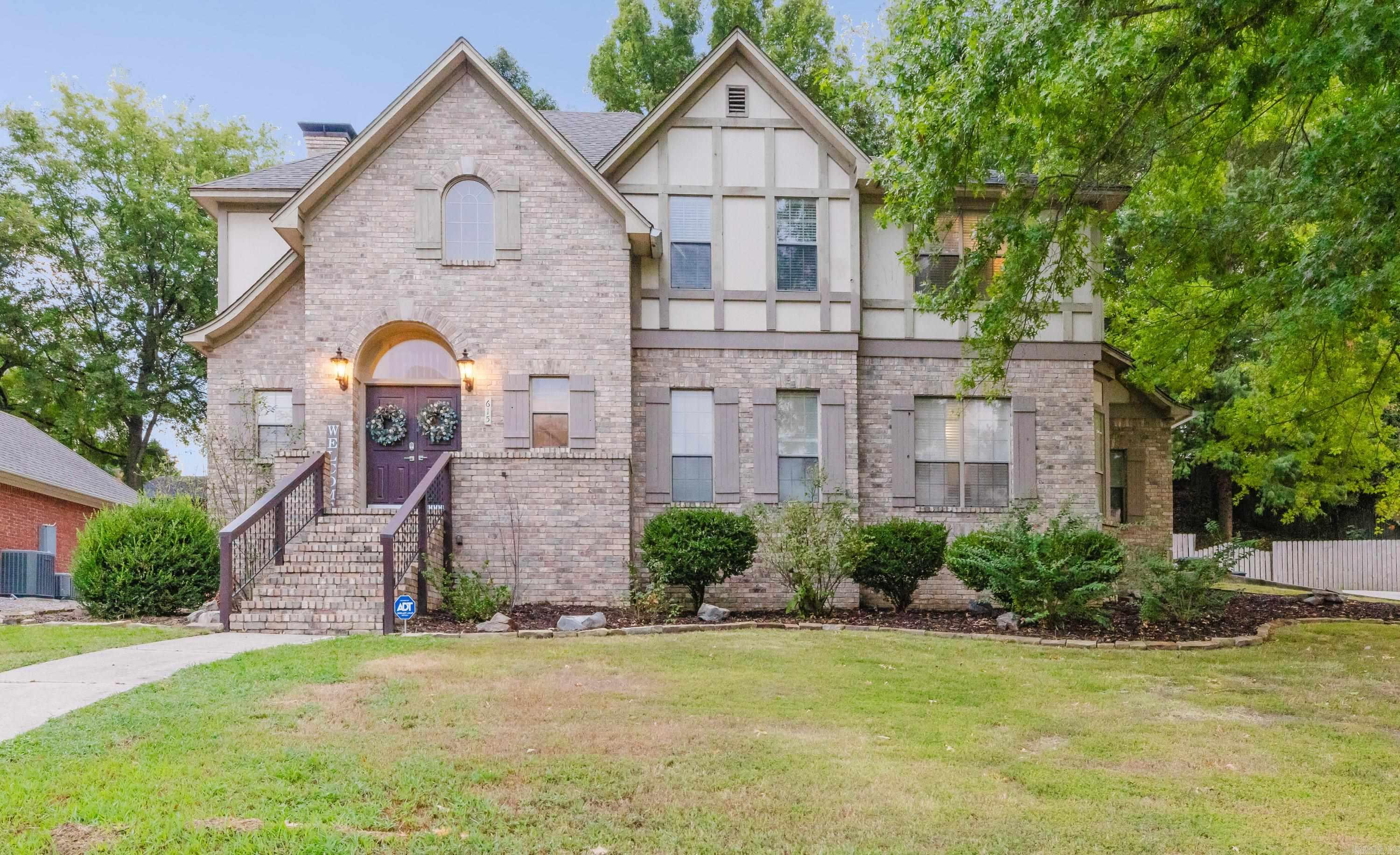 615 Miller Cove — exterior