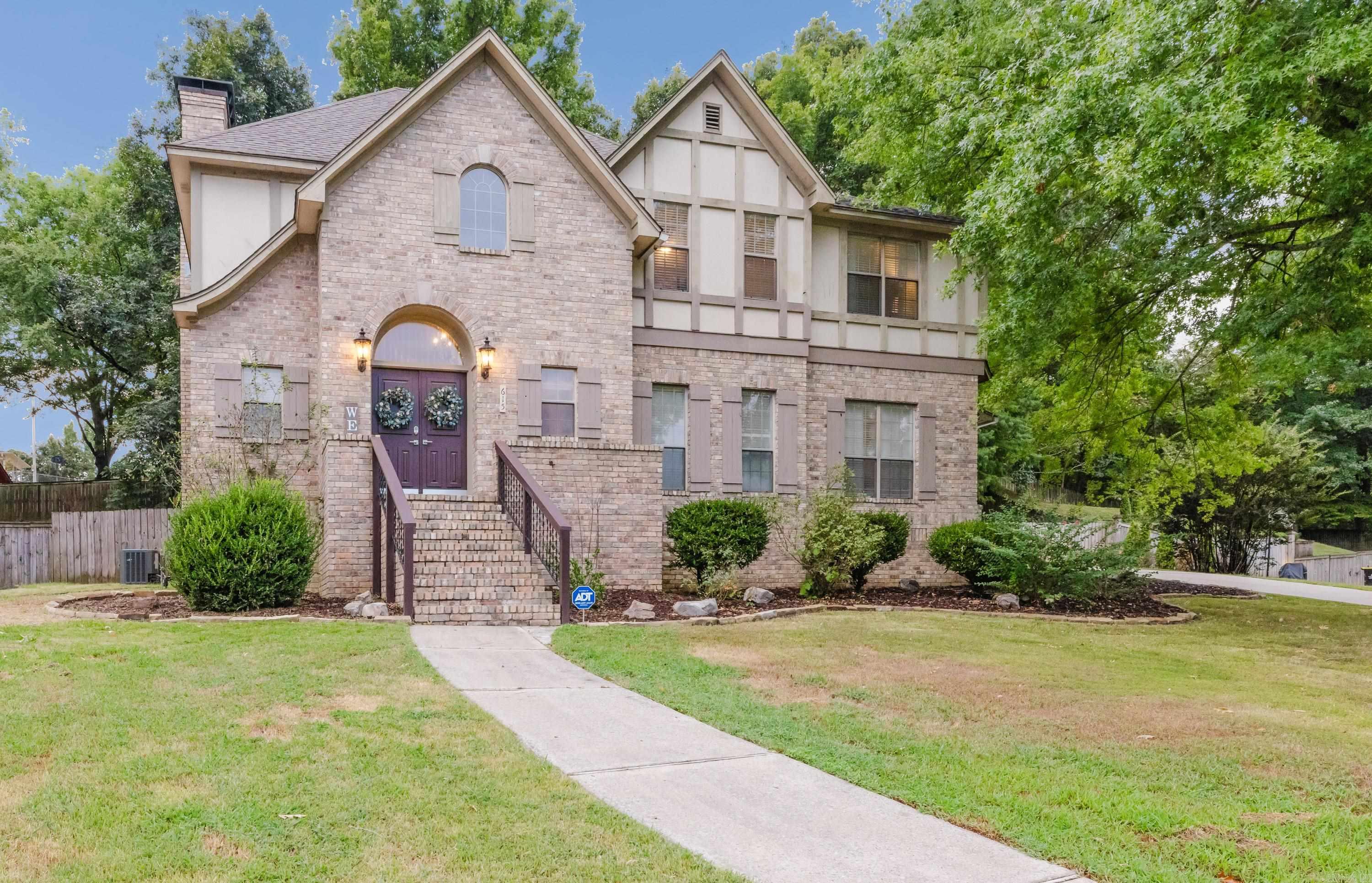 615 Miller Cove — photo 2