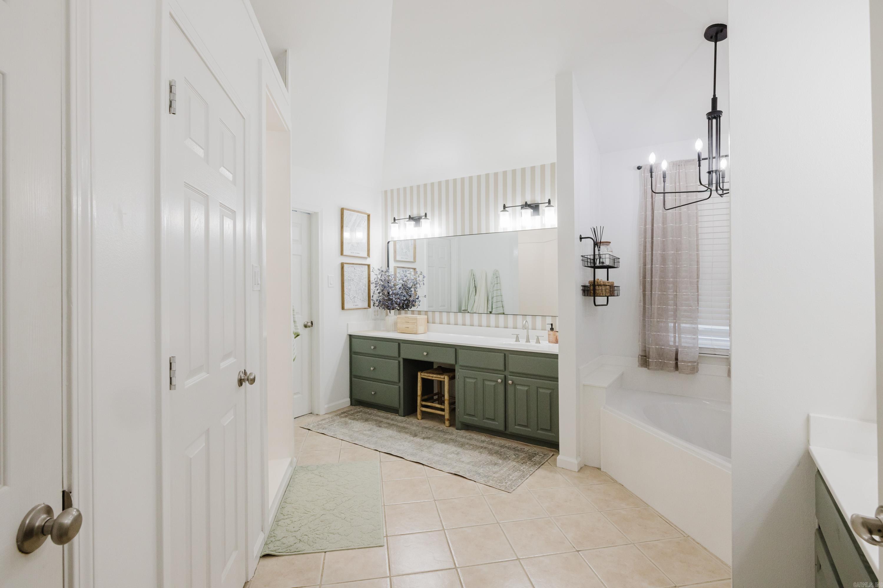 615 Miller Cove  Benton, AR