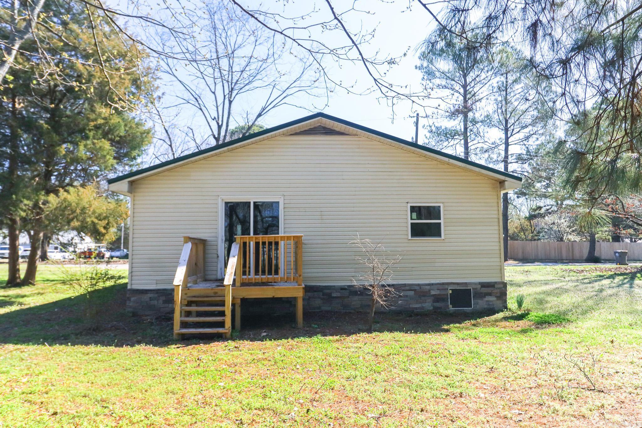 1609 Granger  Jonesboro, AR