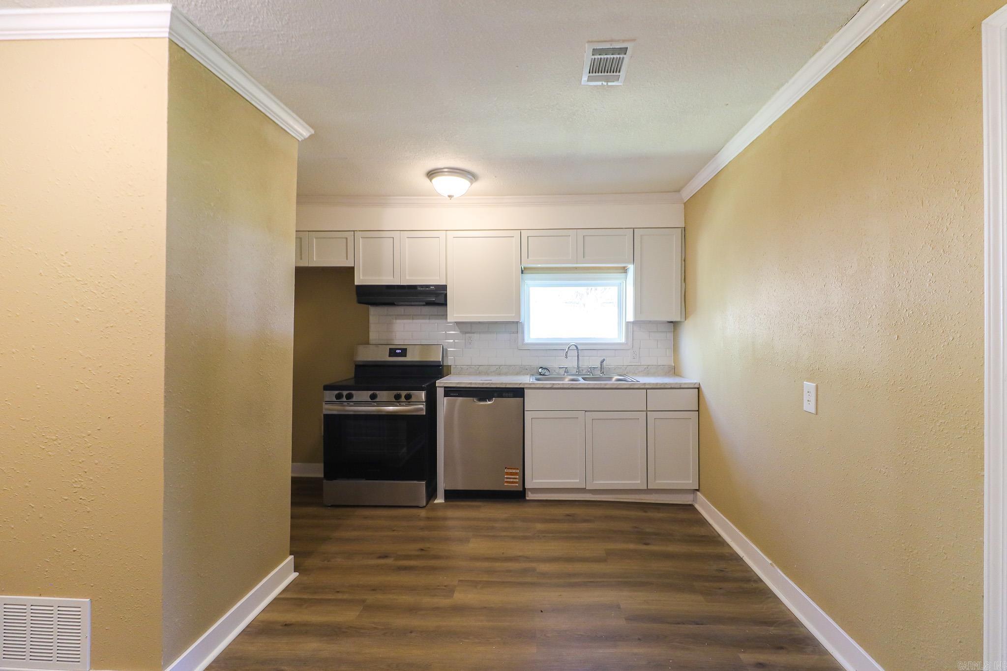 1609 Granger  Jonesboro, AR