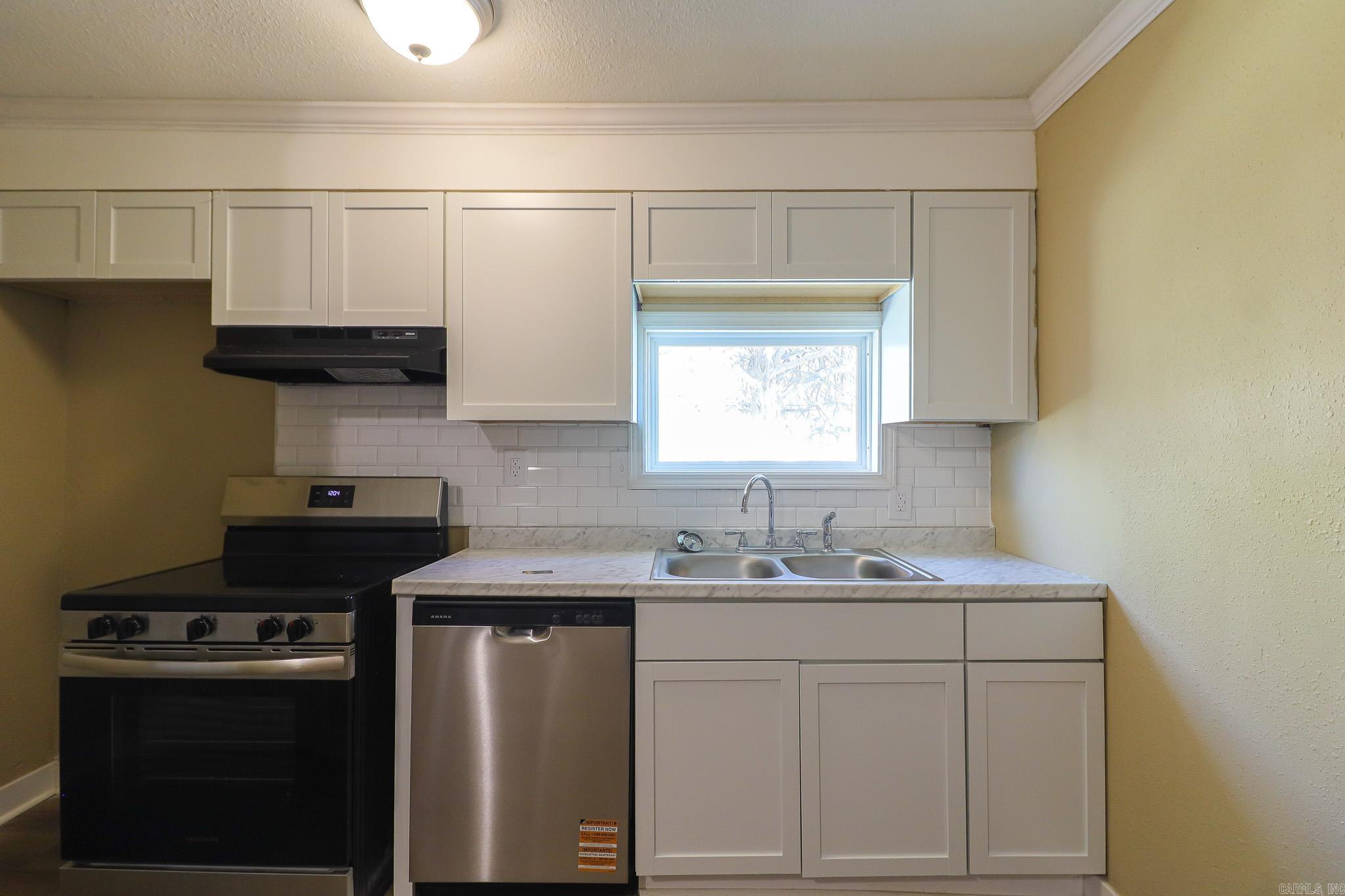 1609 Granger  Jonesboro, AR