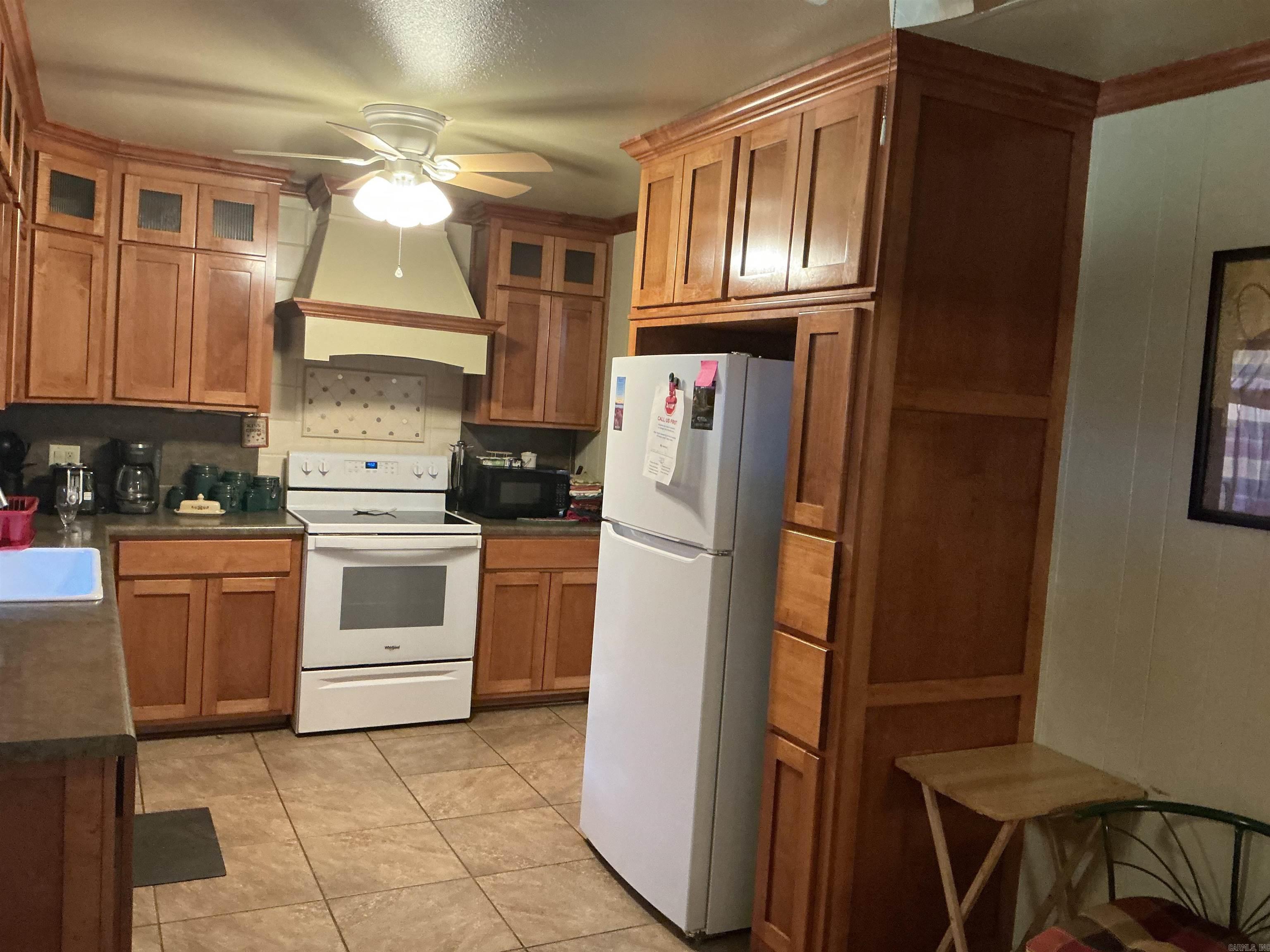 1200 E BOWLES  Dumas, AR