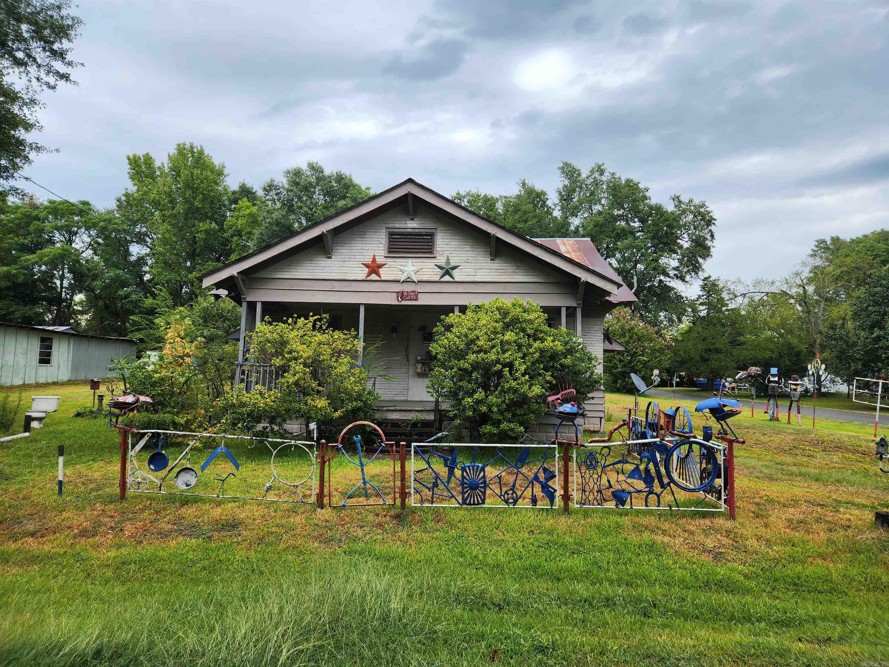 280 W Second St  Kingsland, AR