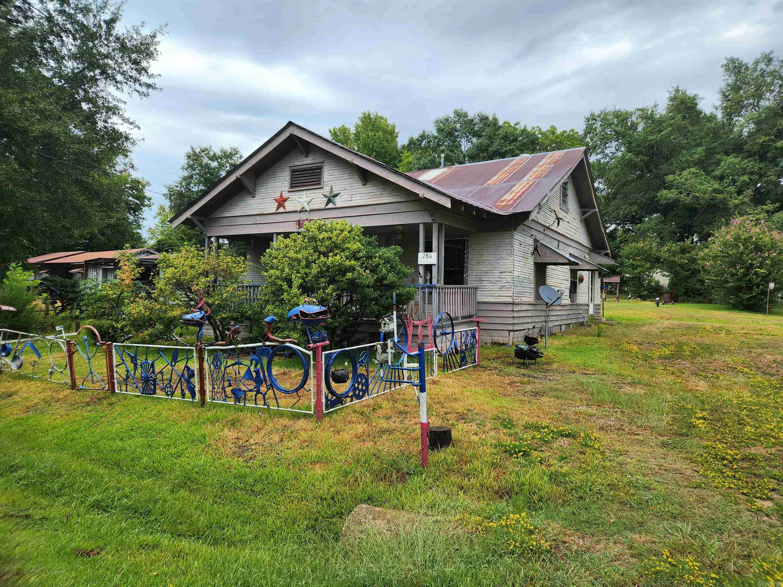 280 W Second St  Kingsland, AR