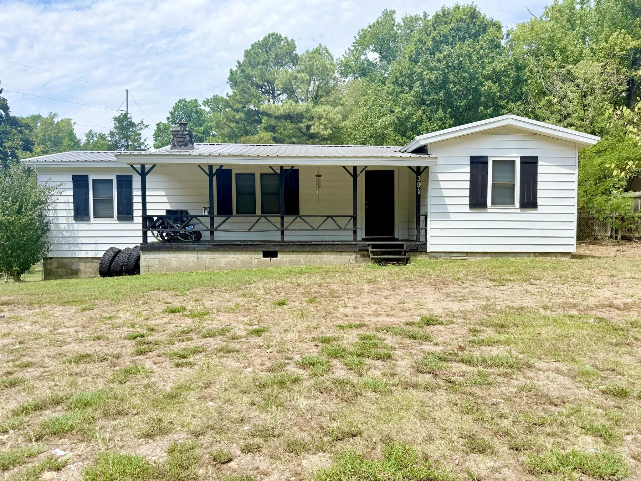 391 Ballard Drive — exterior