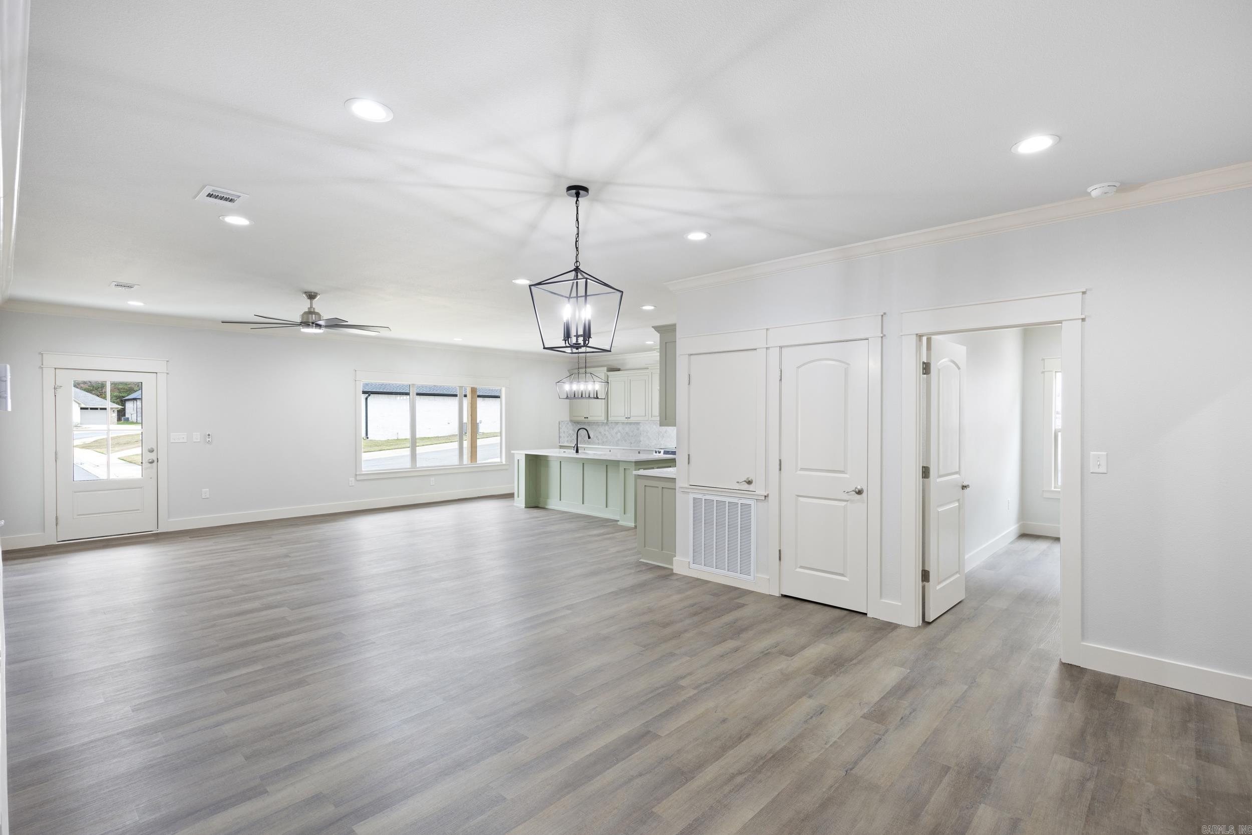107 Harbor Cir  Russellville, AR