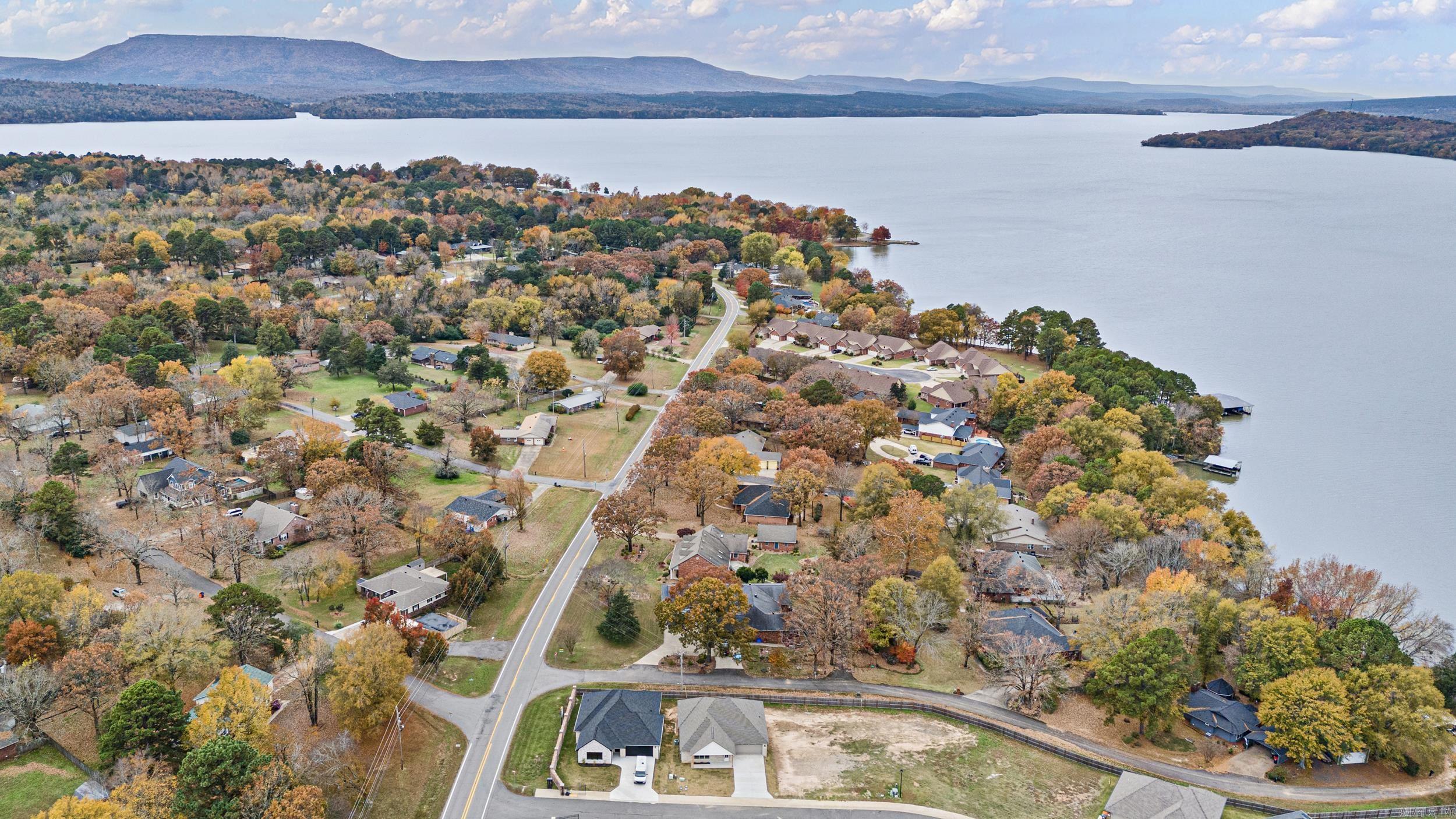 107 Harbor Cir  Russellville, AR