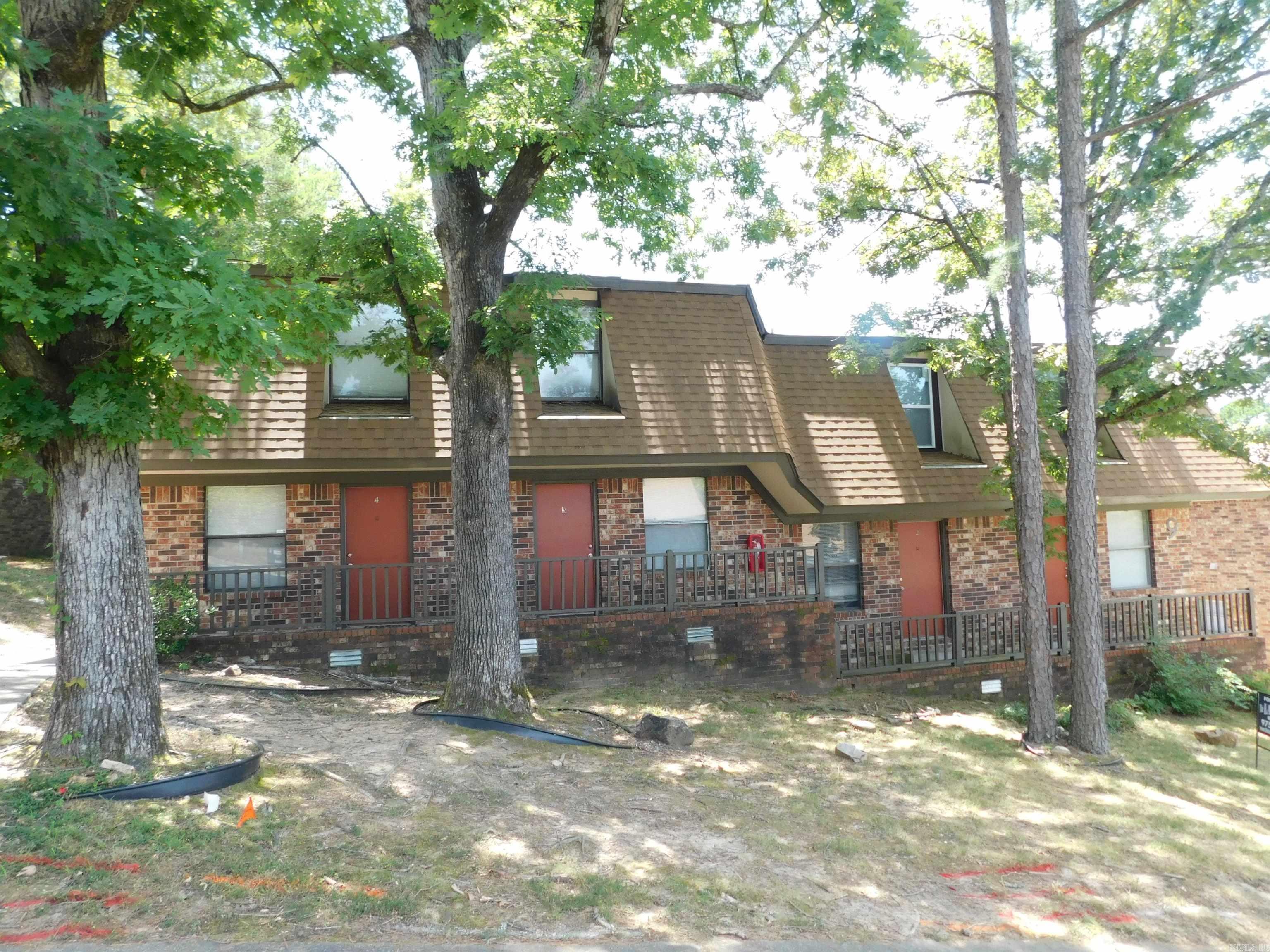 9 Meredith Court — photo 2