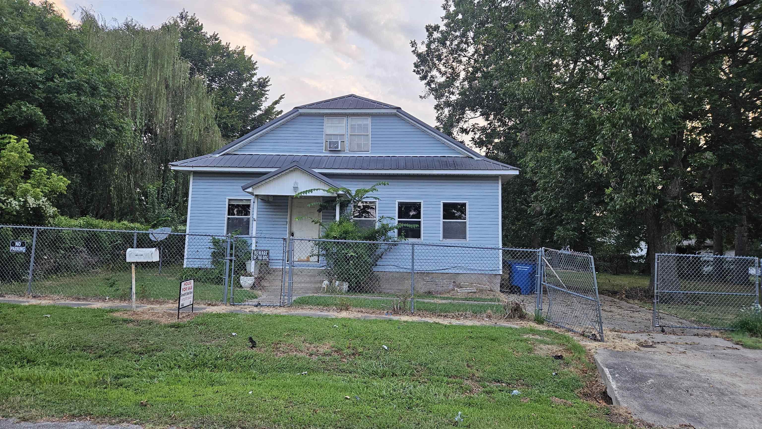 614 W 8Th St  Rector, AR