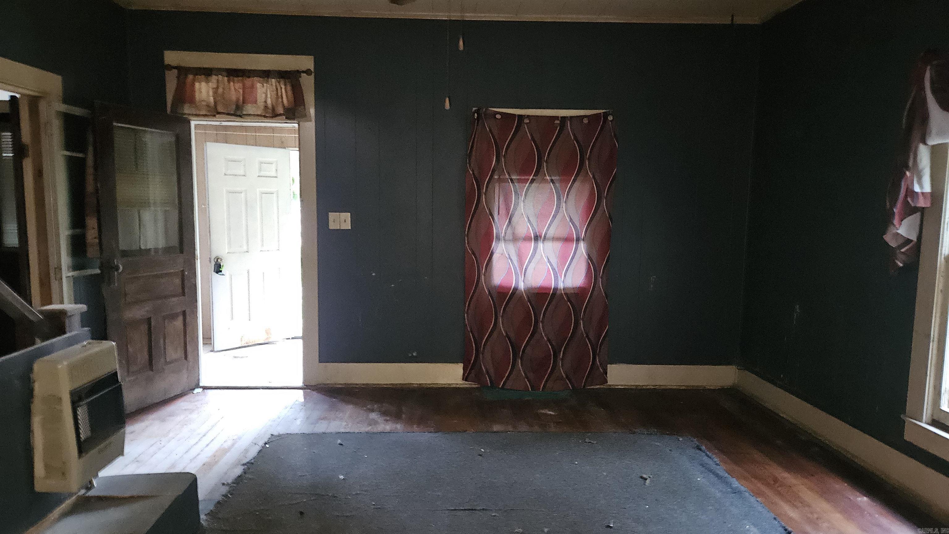 614 W 8Th St  Rector, AR