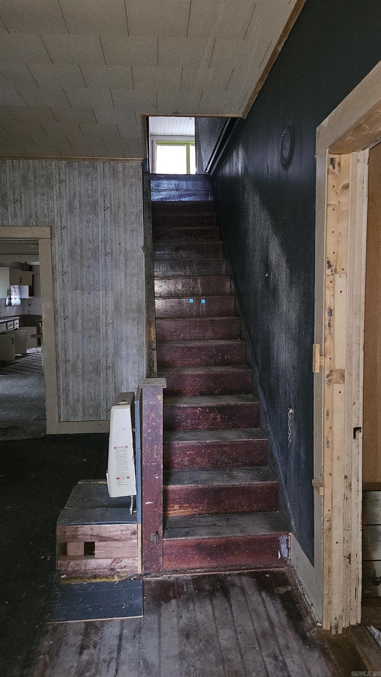 614 W 8Th St  Rector, AR