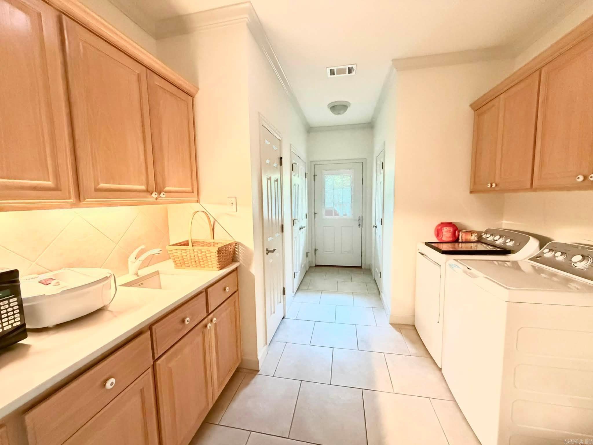 354 Old McIntire Lane Mountain View, AR 72560