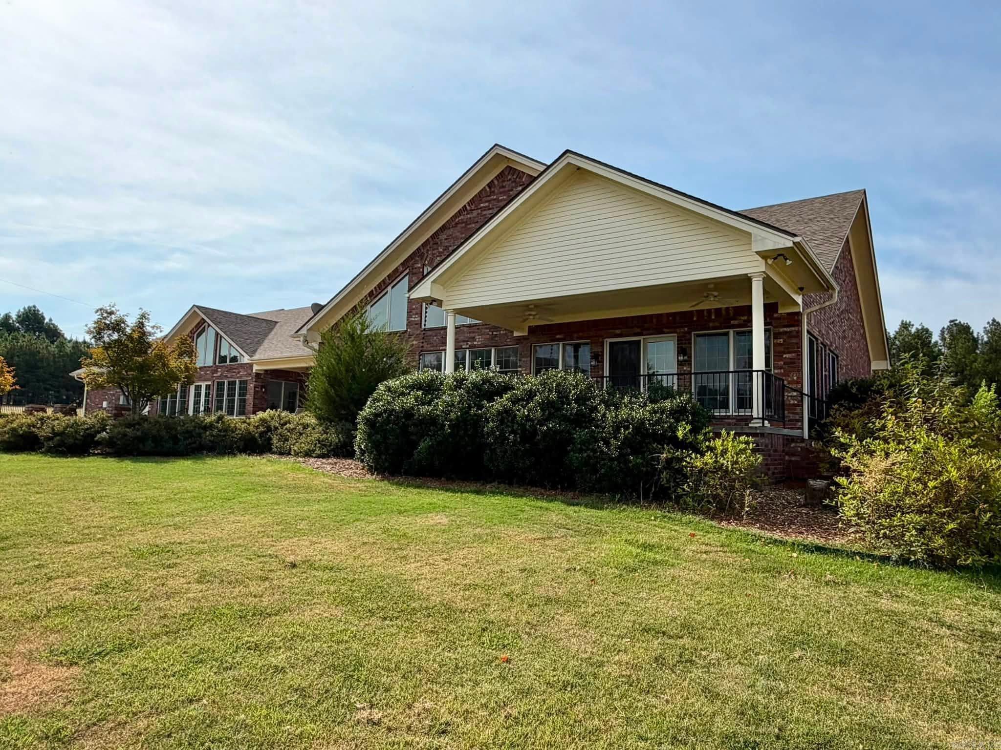 354 Old McIntire Lane Mountain View, AR 72560