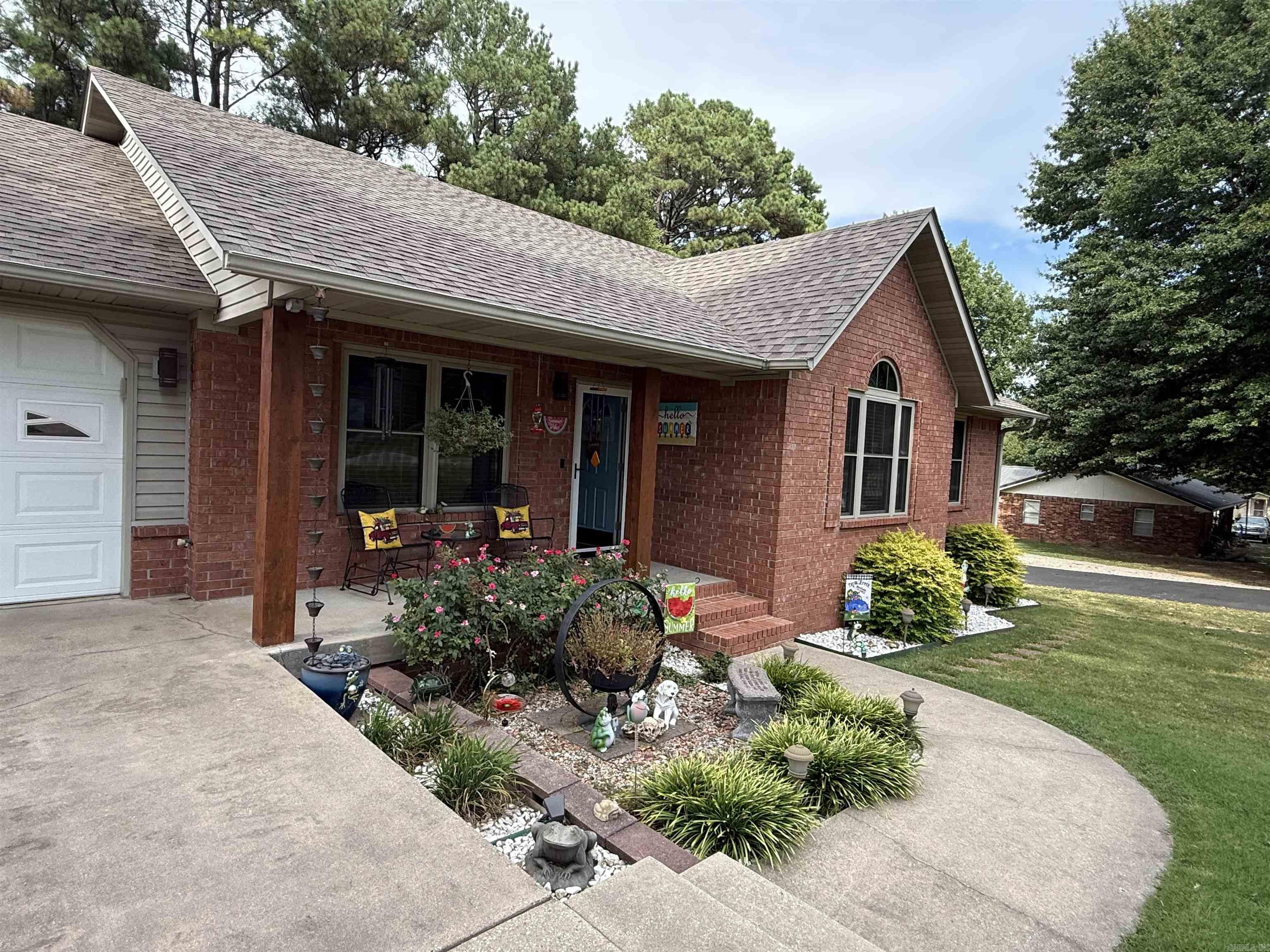 801 Hillview Paragould, AR 72450