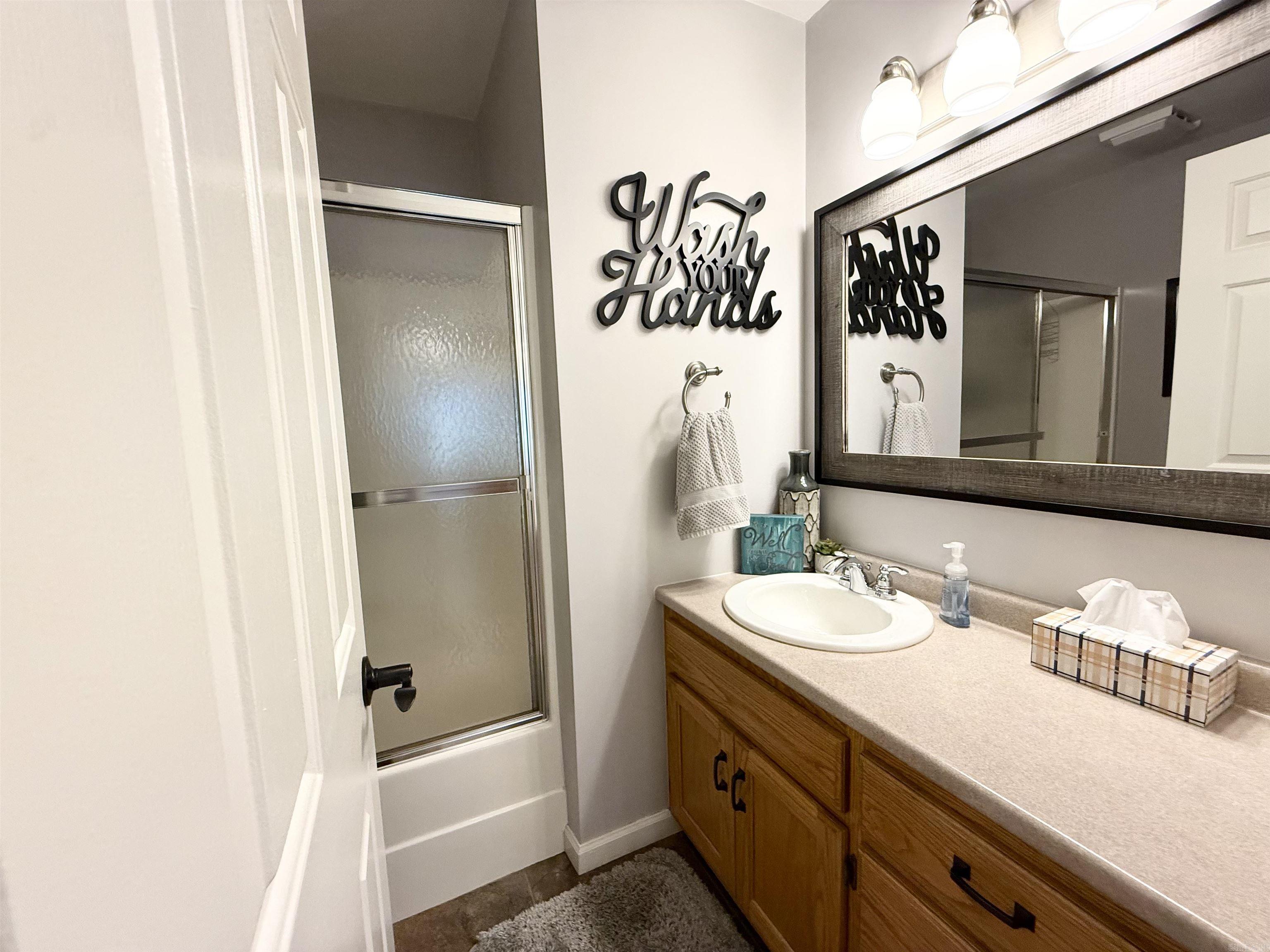 801 Hillview Paragould, AR 72450