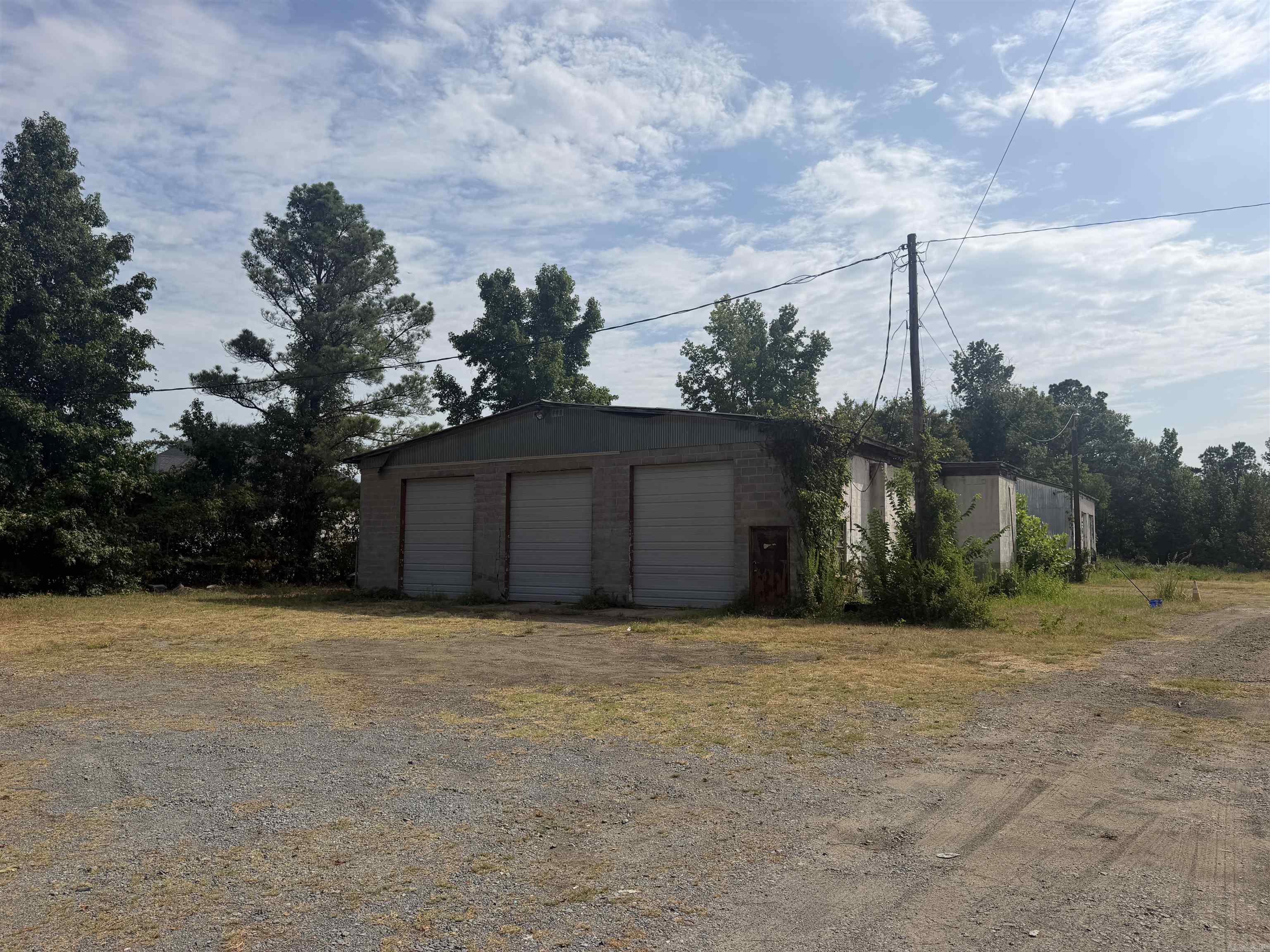11609 Dollarway Road — photo 2