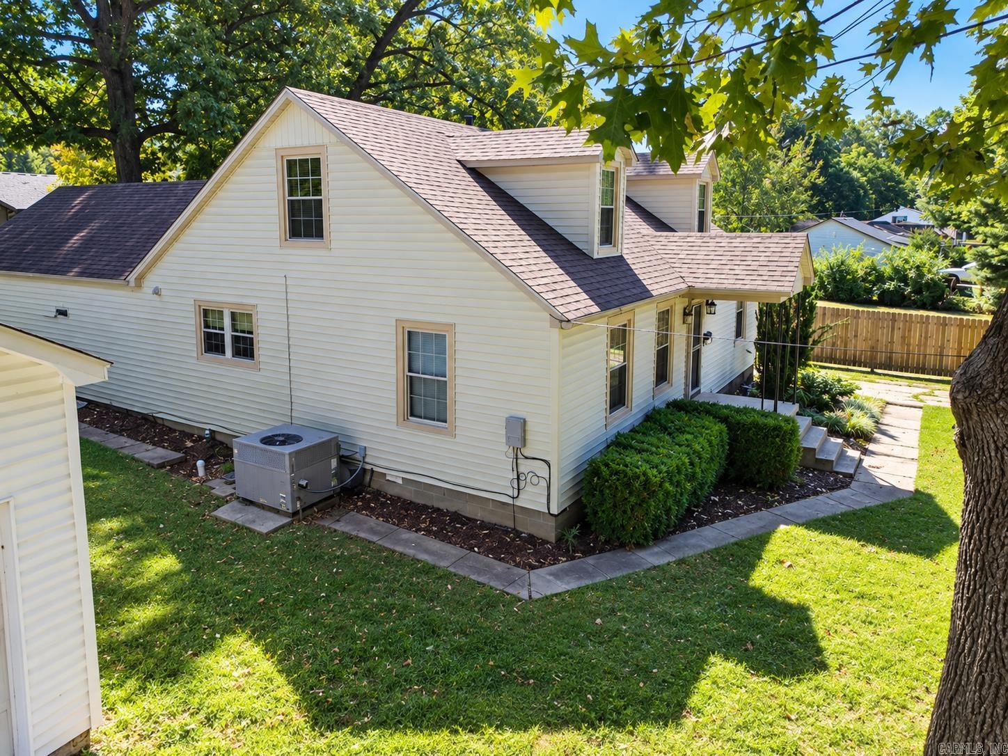 551 N 5th  Piggott, AR