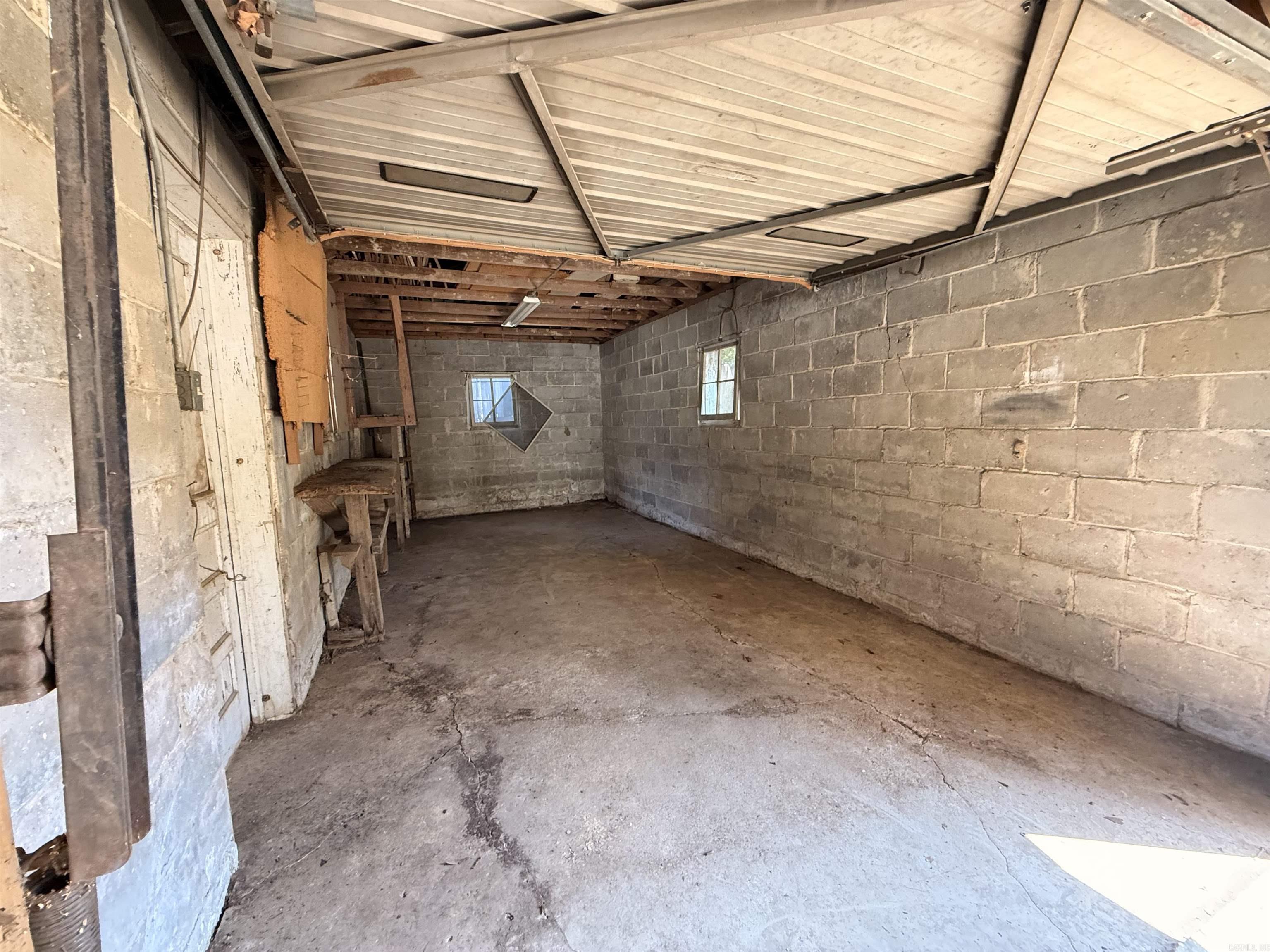 551 N 5th  Piggott, AR