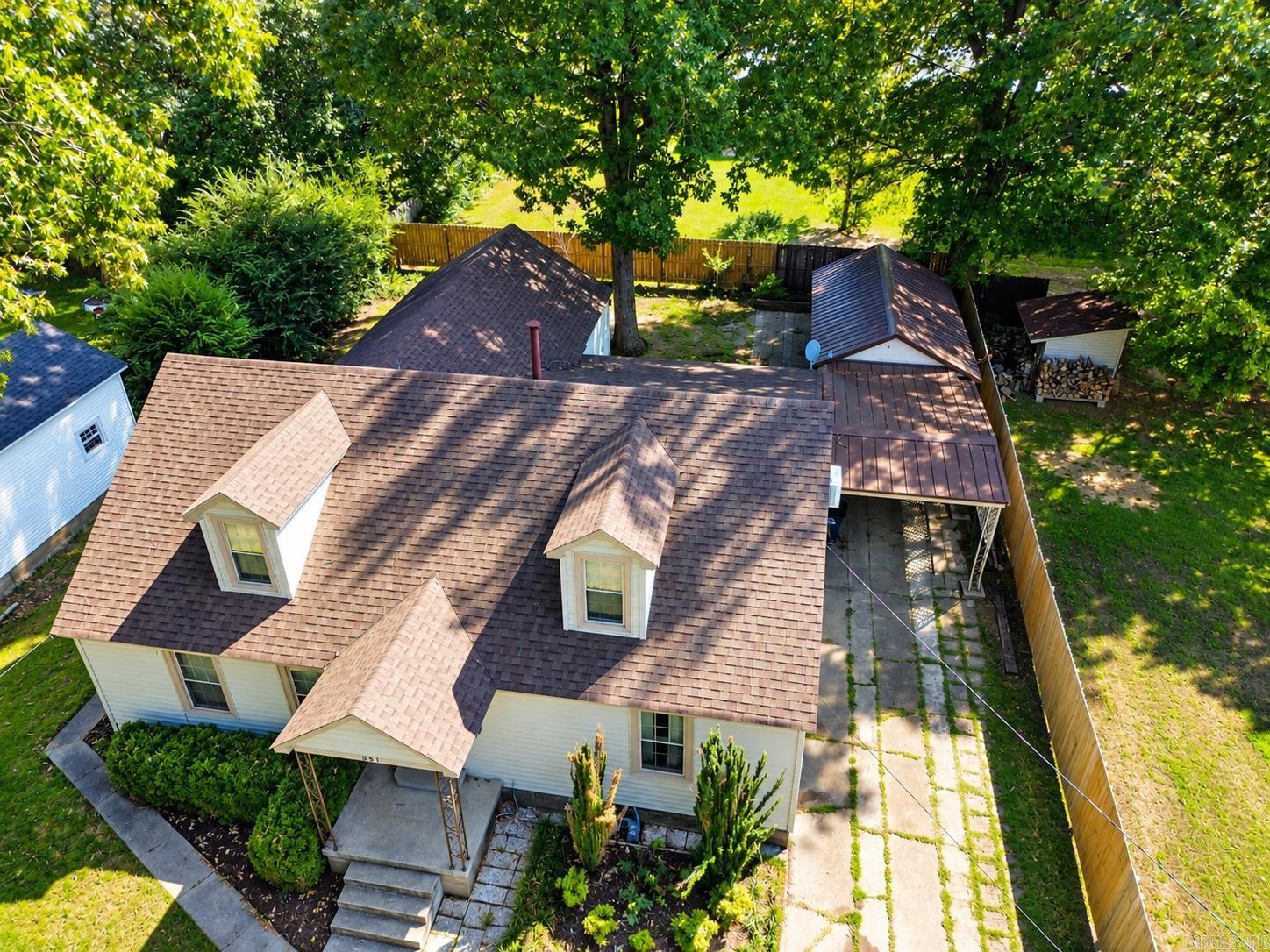 551 N 5th  Piggott, AR