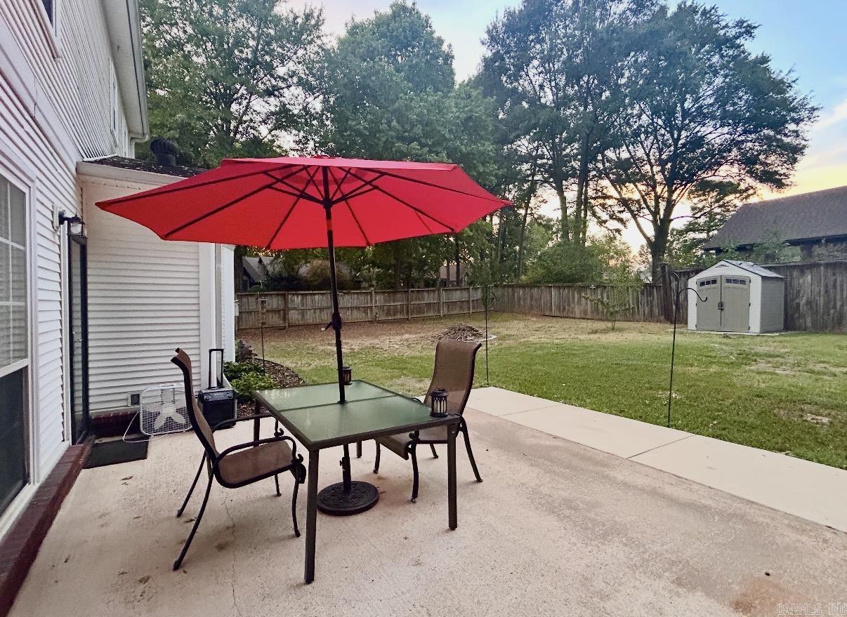 2210 S Fox  Benton, AR