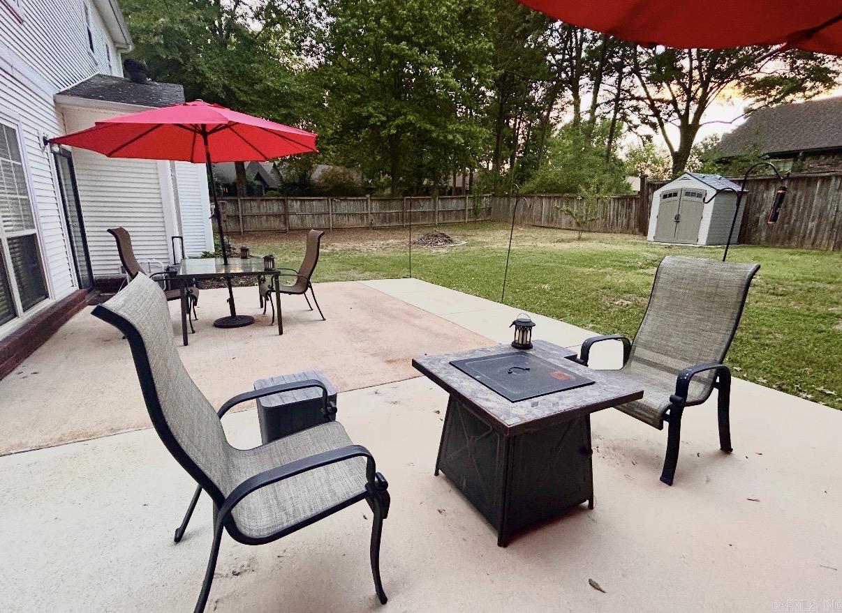 2210 S Fox  Benton, AR