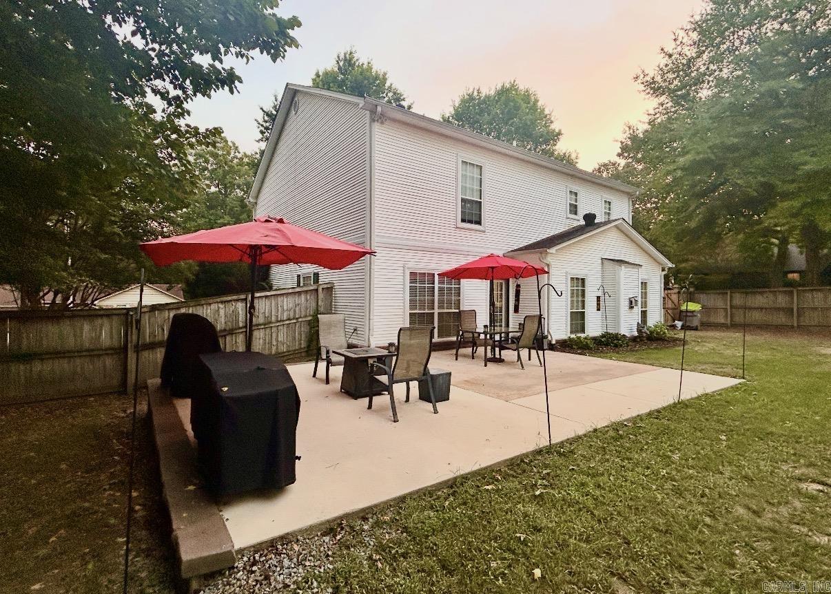 2210 S Fox  Benton, AR
