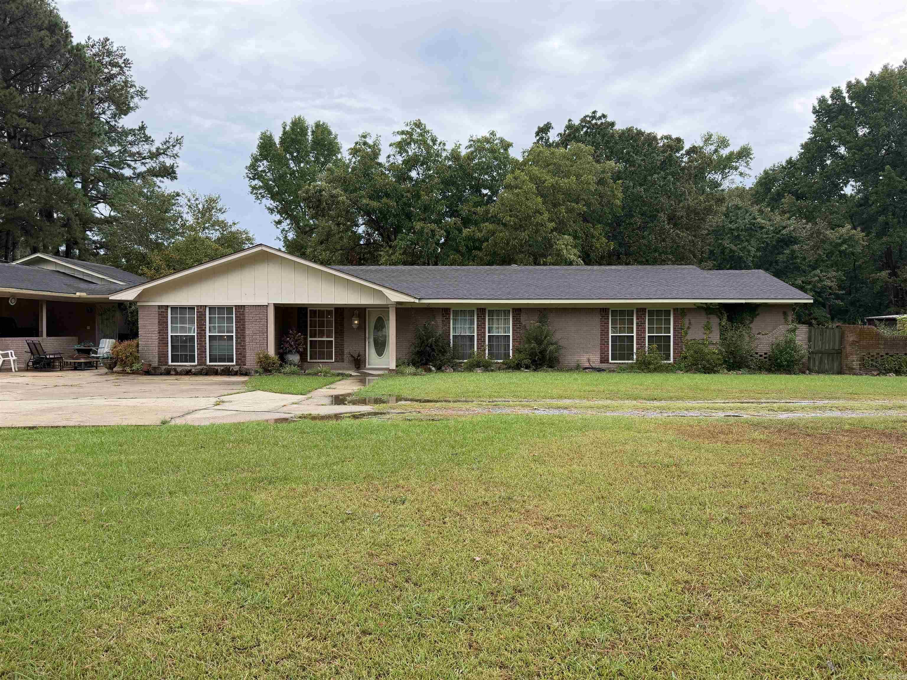 210 Monk Road — exterior