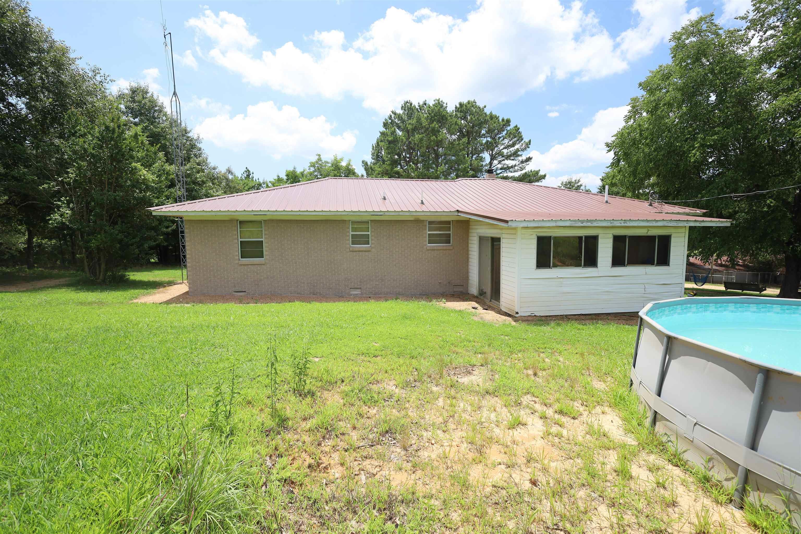 303 County Road 401 Rector, AR 72461