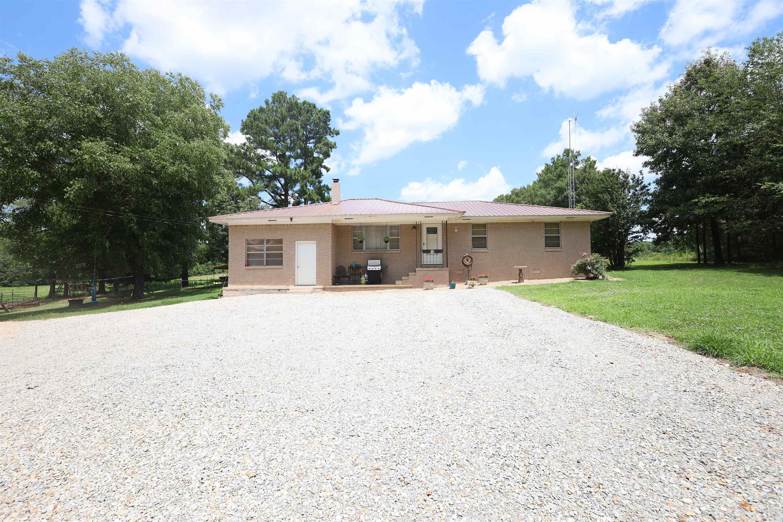 303 County Road 401 Rector, AR 72461
