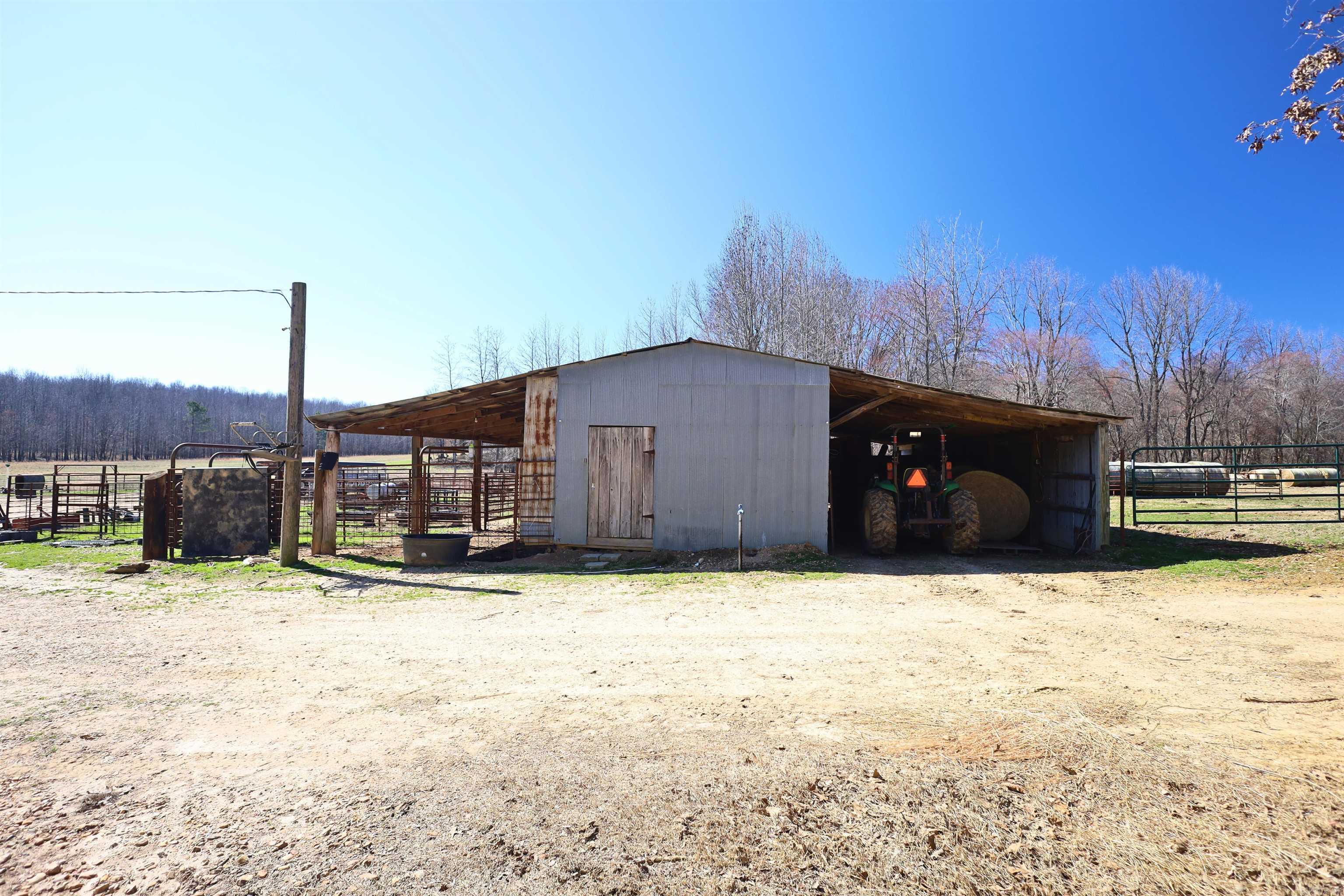 303 County Road 401 Rector, AR 72461