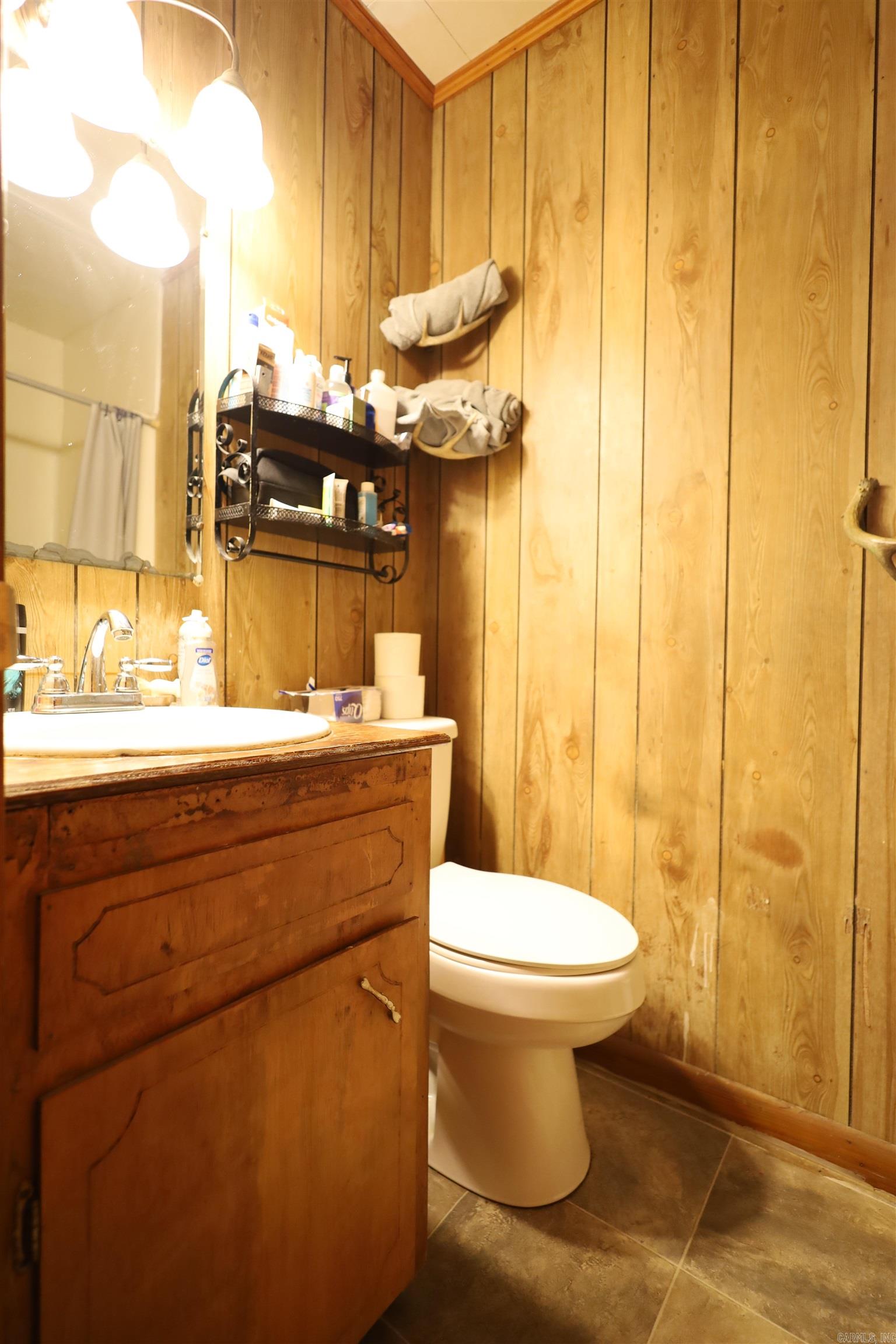 303 County Road 401 Rector, AR 72461