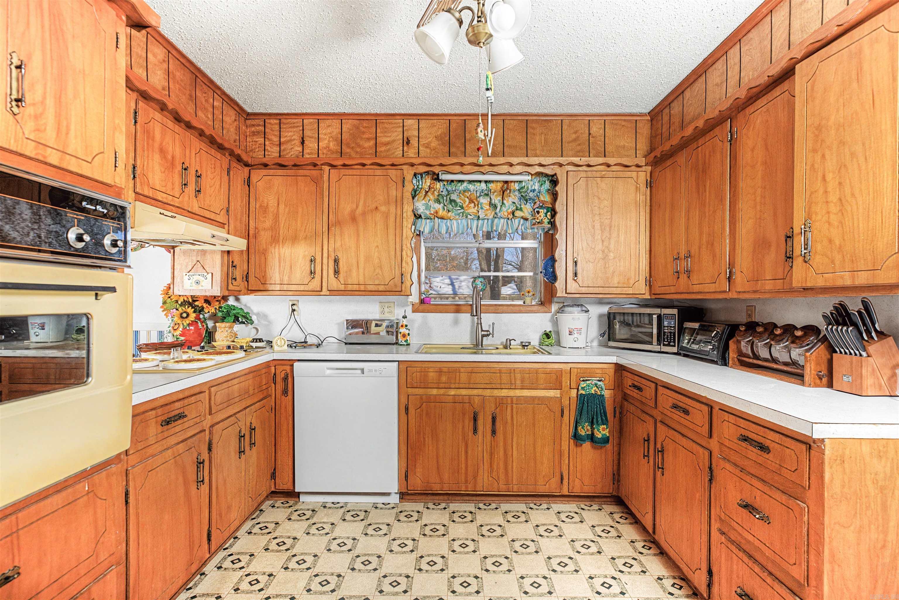 1503 Silver Fox  Pine Bluff, AR